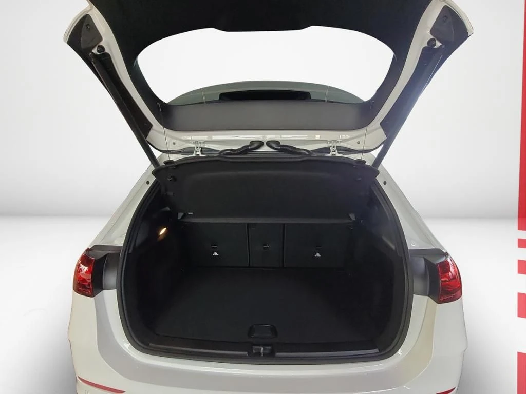 Mercedes-Benz-B-Klasse 220-image-9