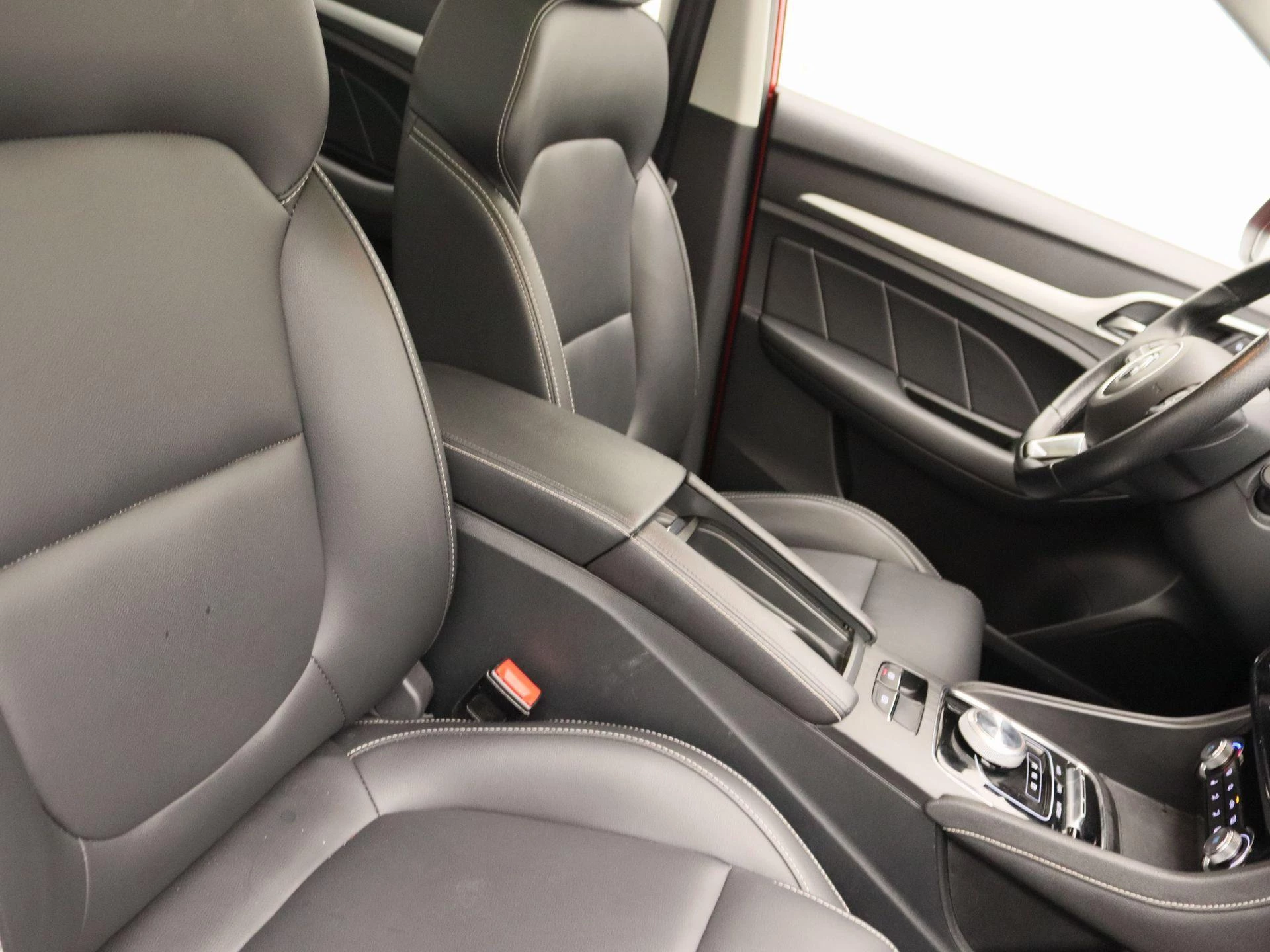 MG ZS EV Luxury 45 kWh
