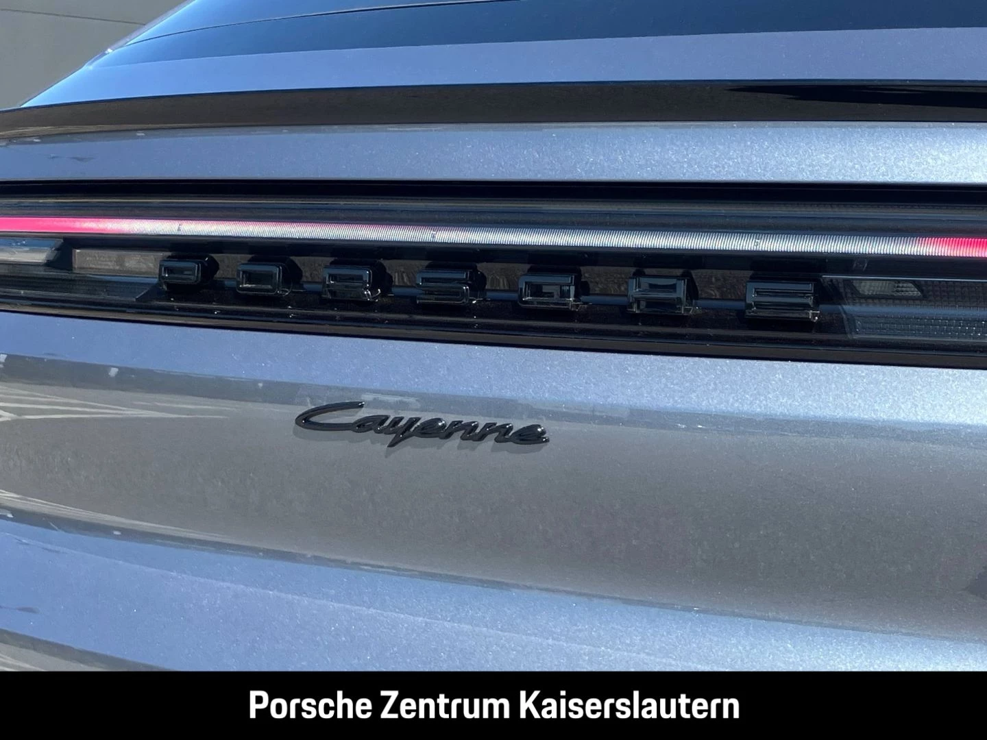 Porsche-Cayenne-image-18
