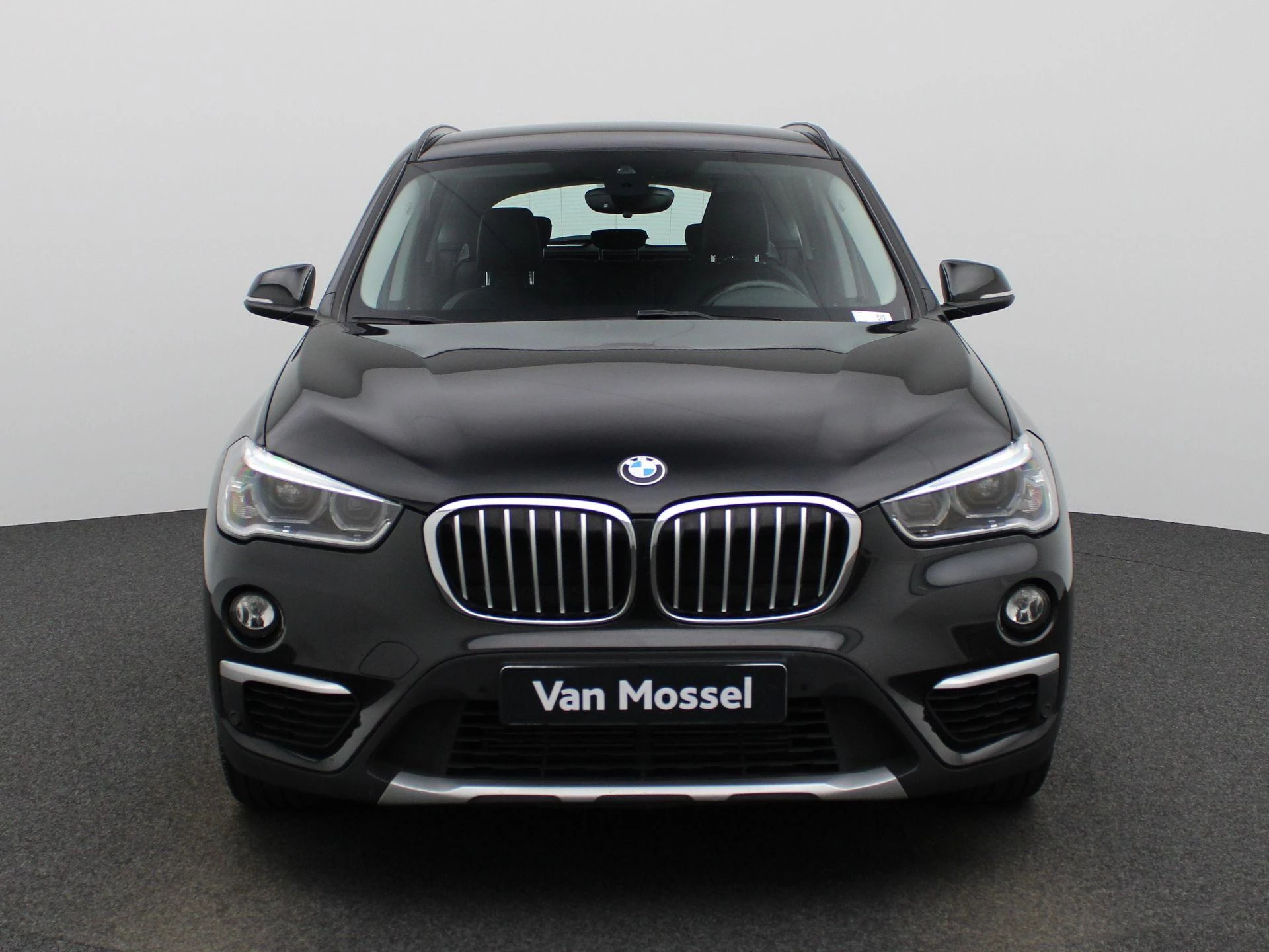 BMW-X1-image-2
