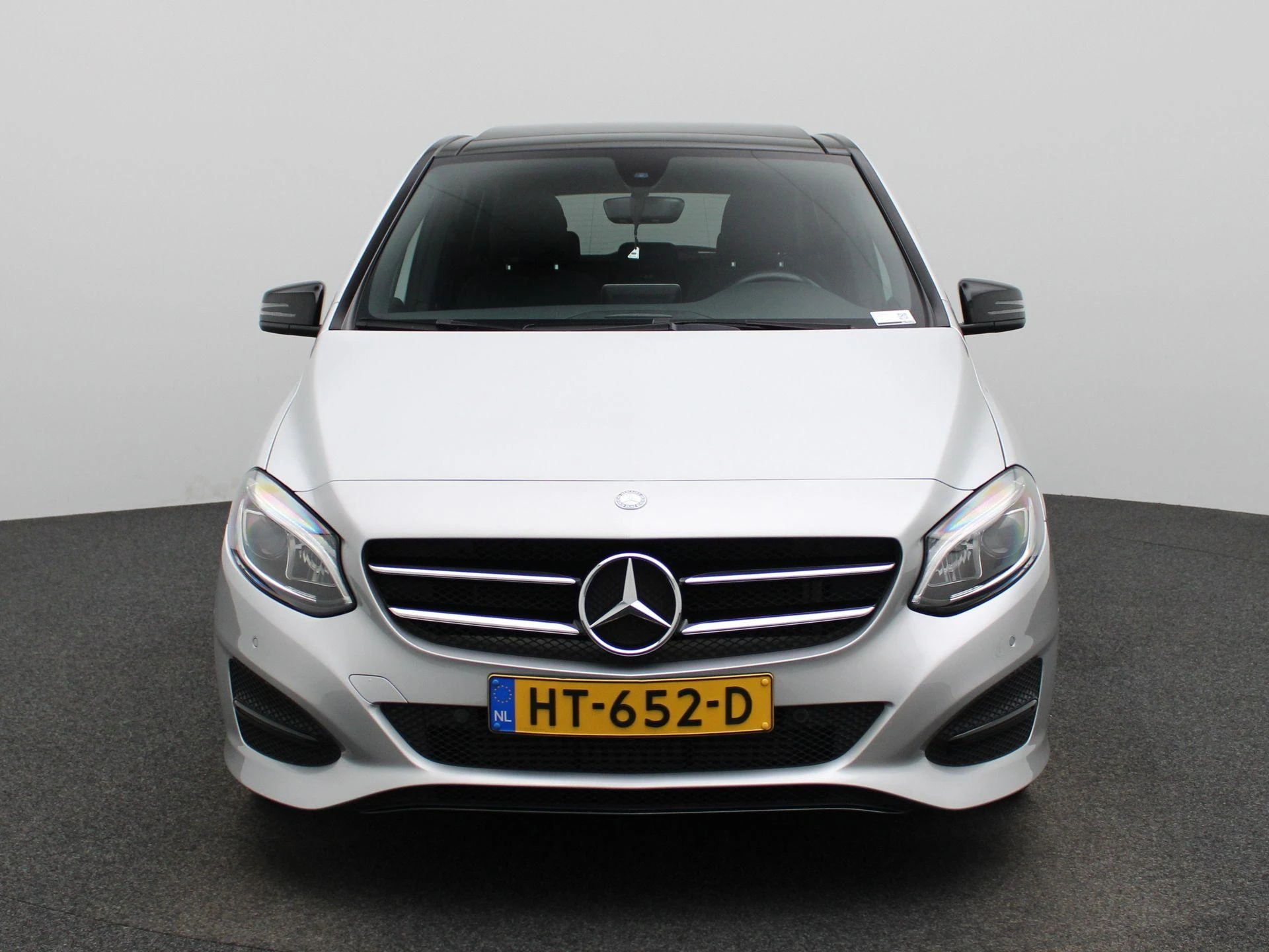 Mercedes-Benz-B-Klasse-image-2
