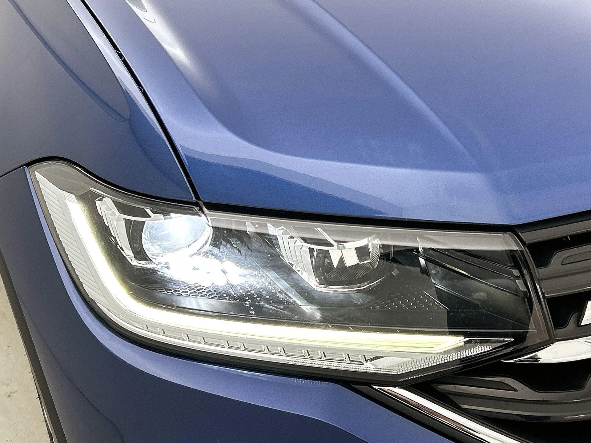 Volkswagen-T-Cross-image-13