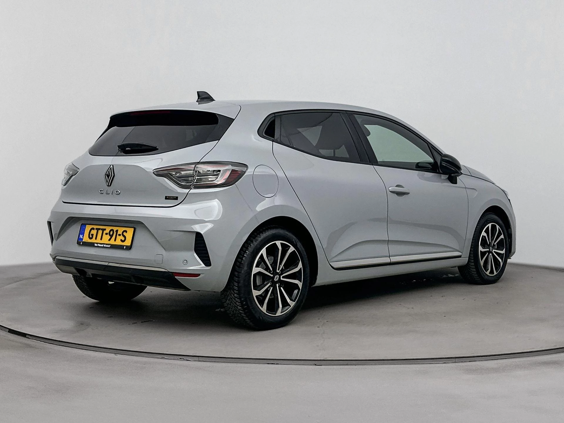 Renault-Clio-image-3
