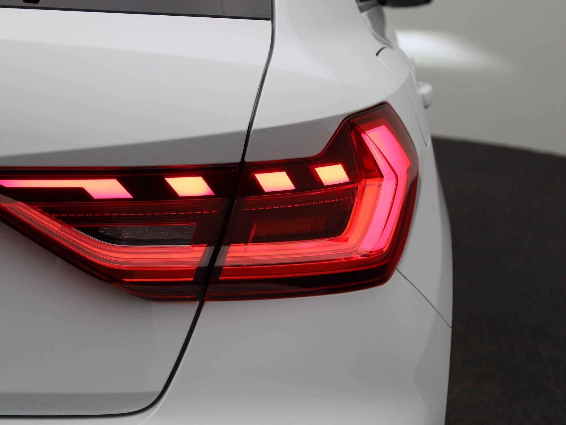 Audi-A1 Sportback-image-34