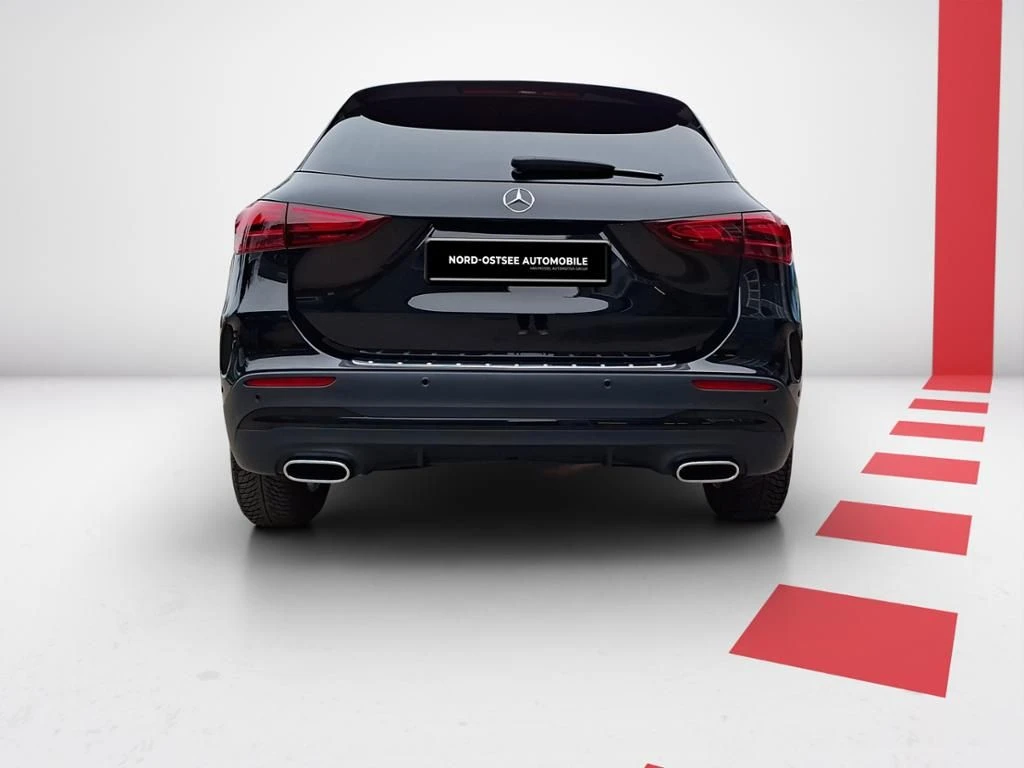 Mercedes-Benz-GLA 180 d-image-8