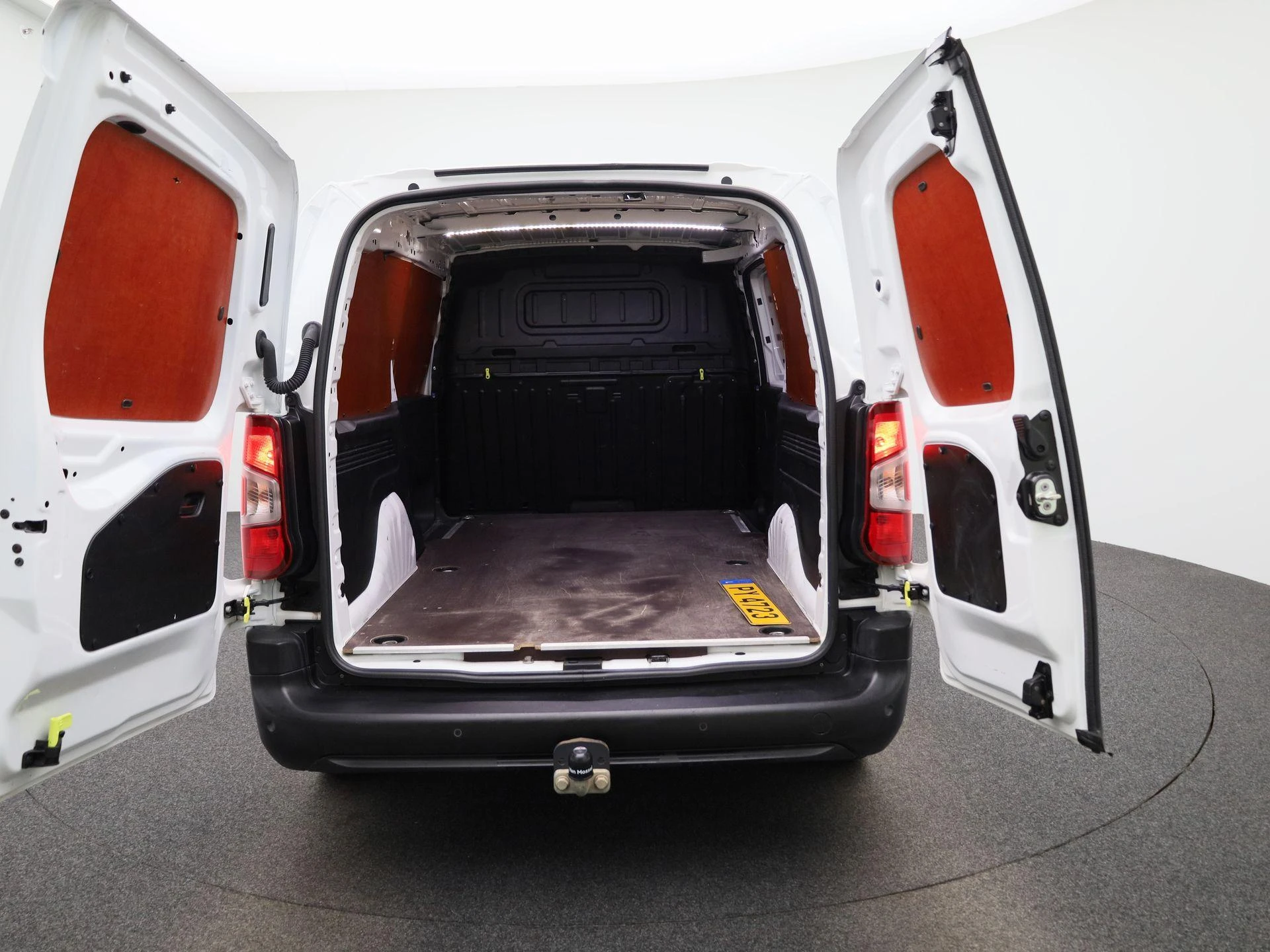Opel-Combo-image-12