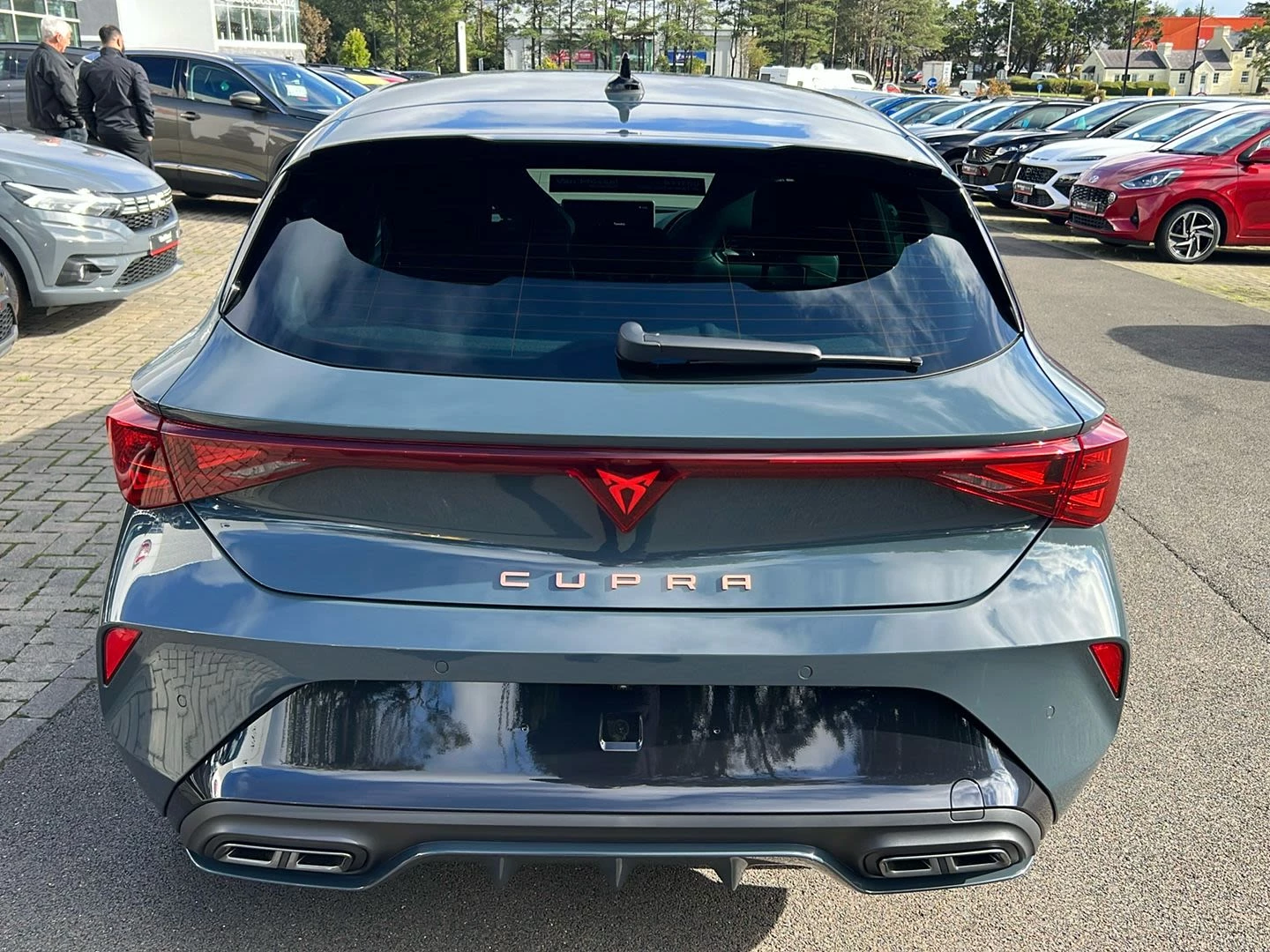CUPRA Leon 1.5 eTSI 150 Shadow Edition 5dr DSG