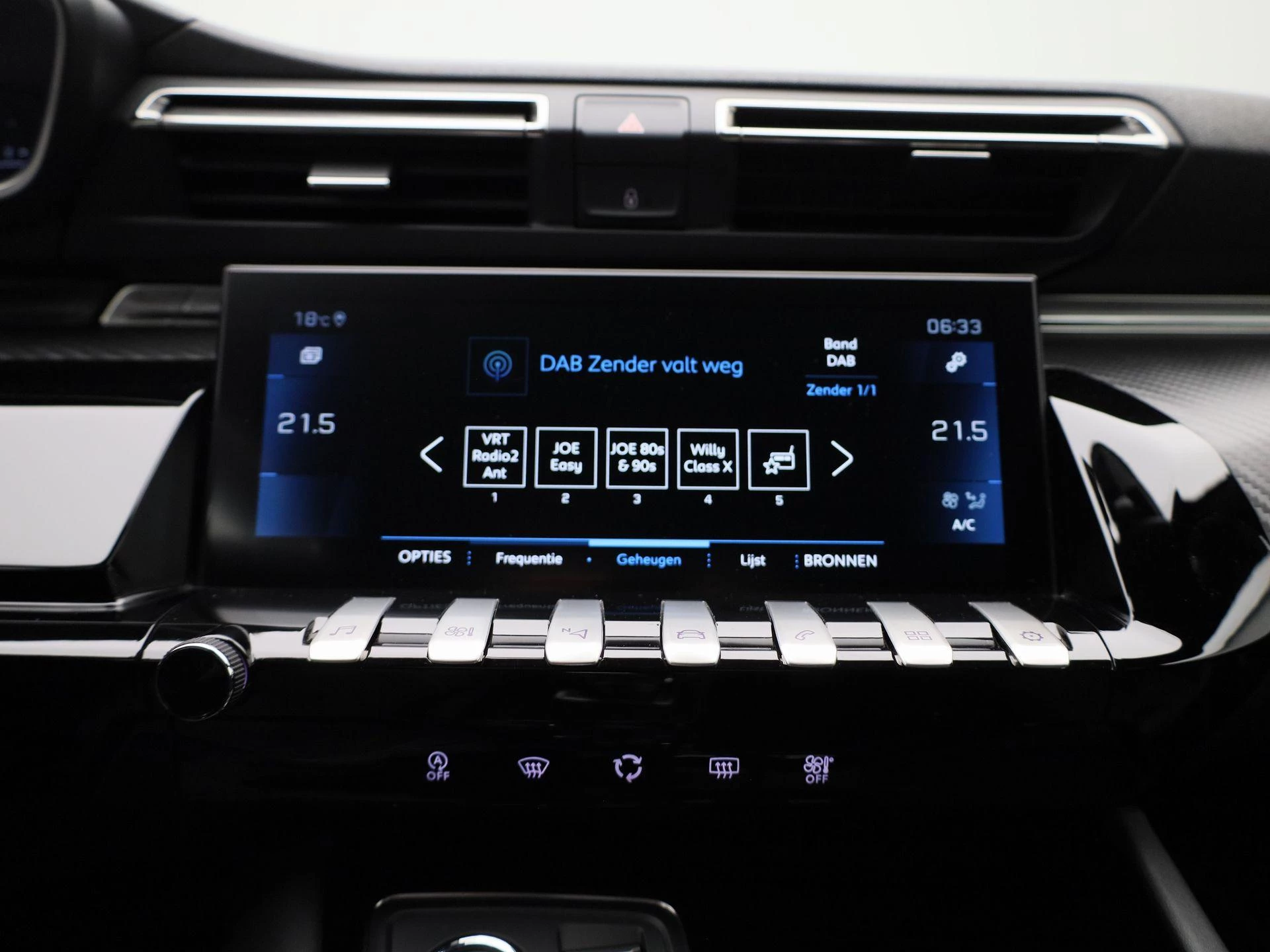 Peugeot-508-image-18