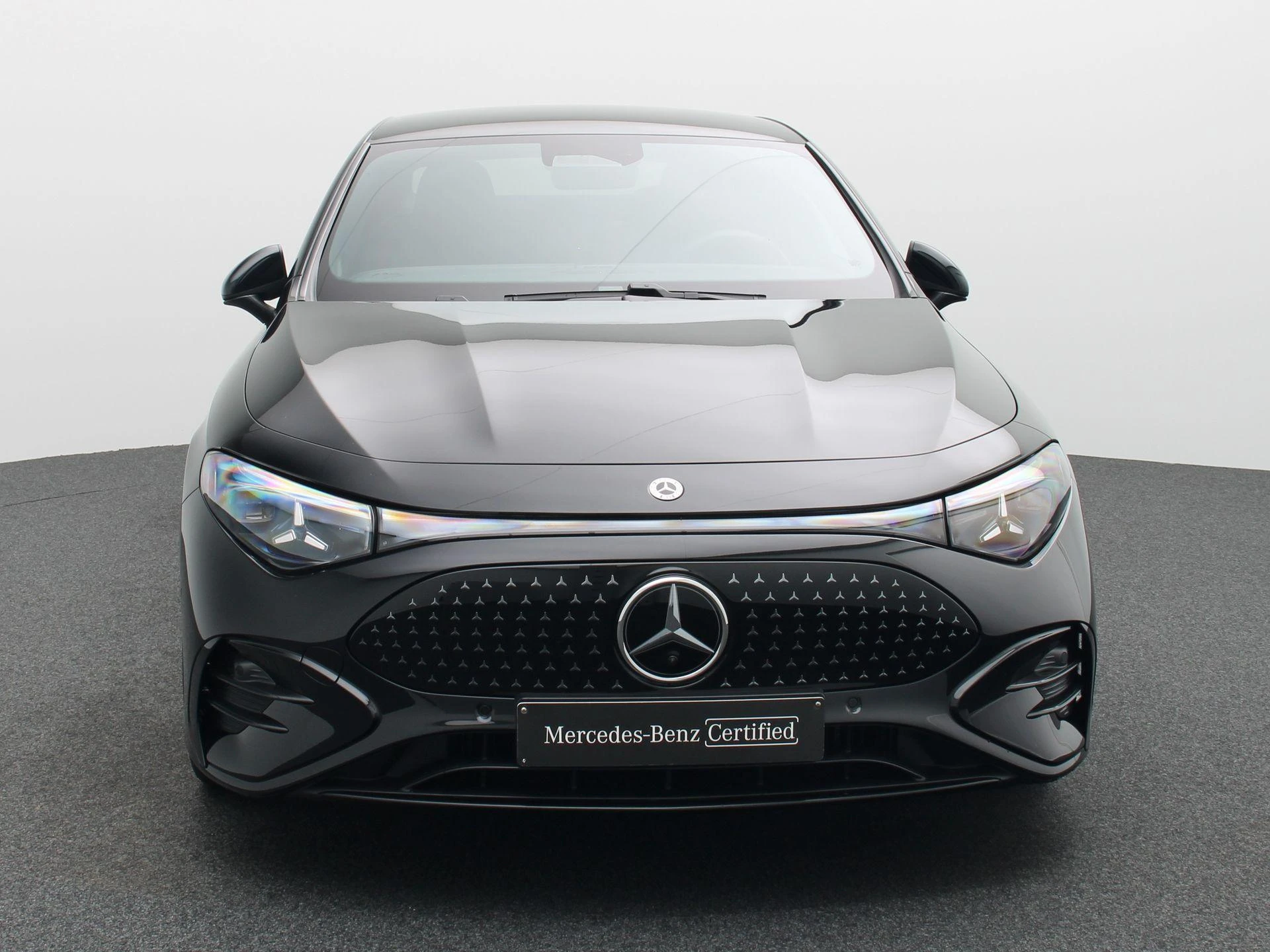 Mercedes-Benz-CLA-image-2