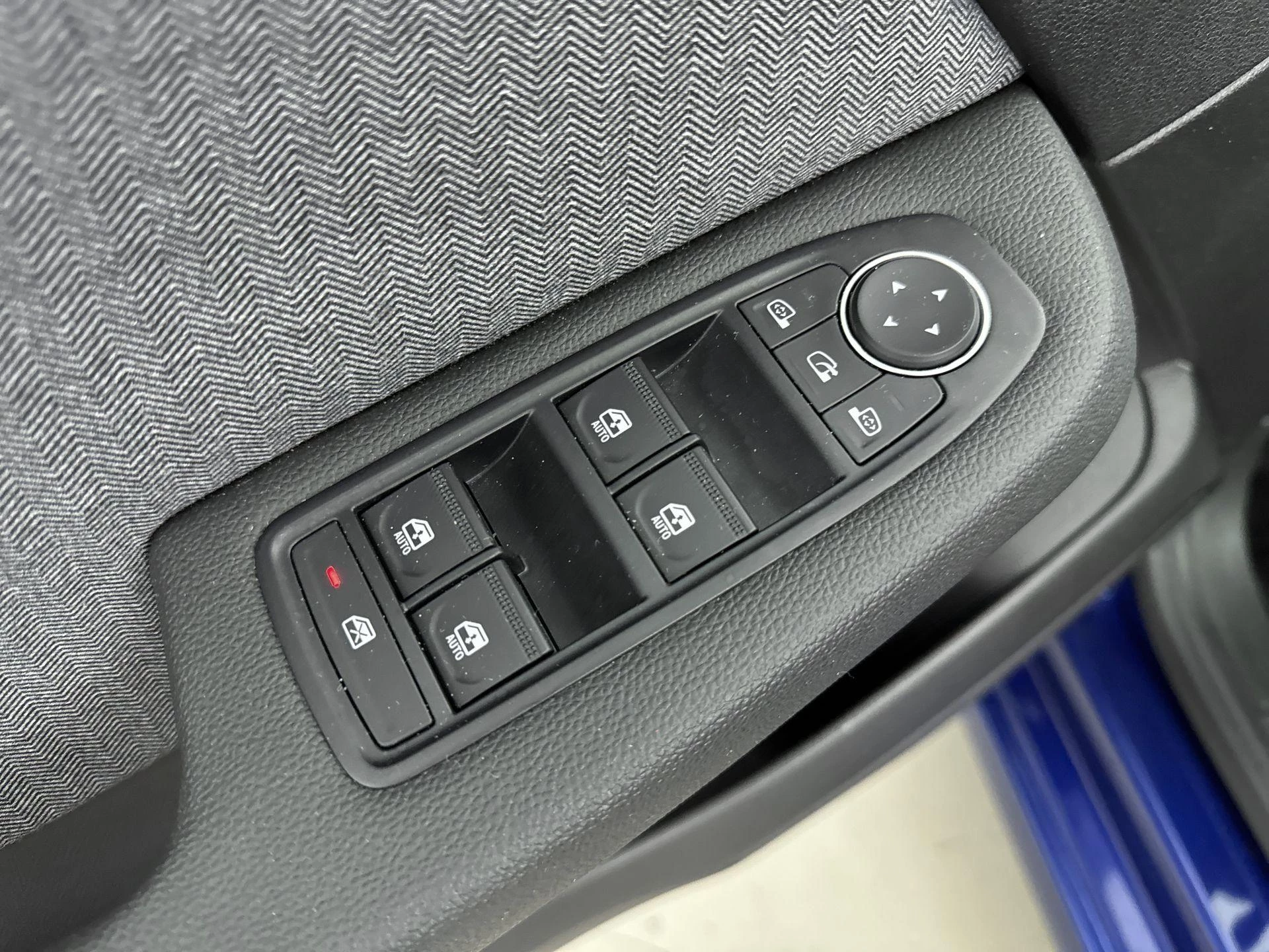 Renault-Clio-image-13