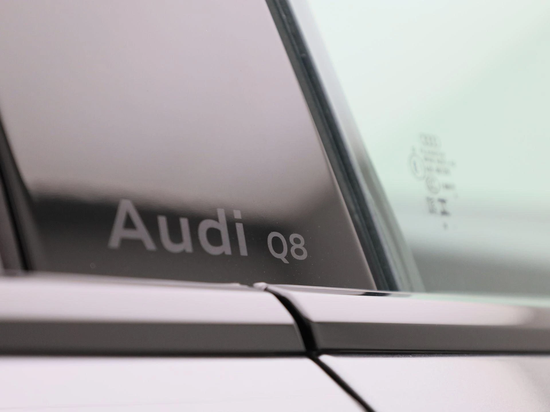 Audi Q8 60 TFSI e quattro Pro Line S Competition 490 PK