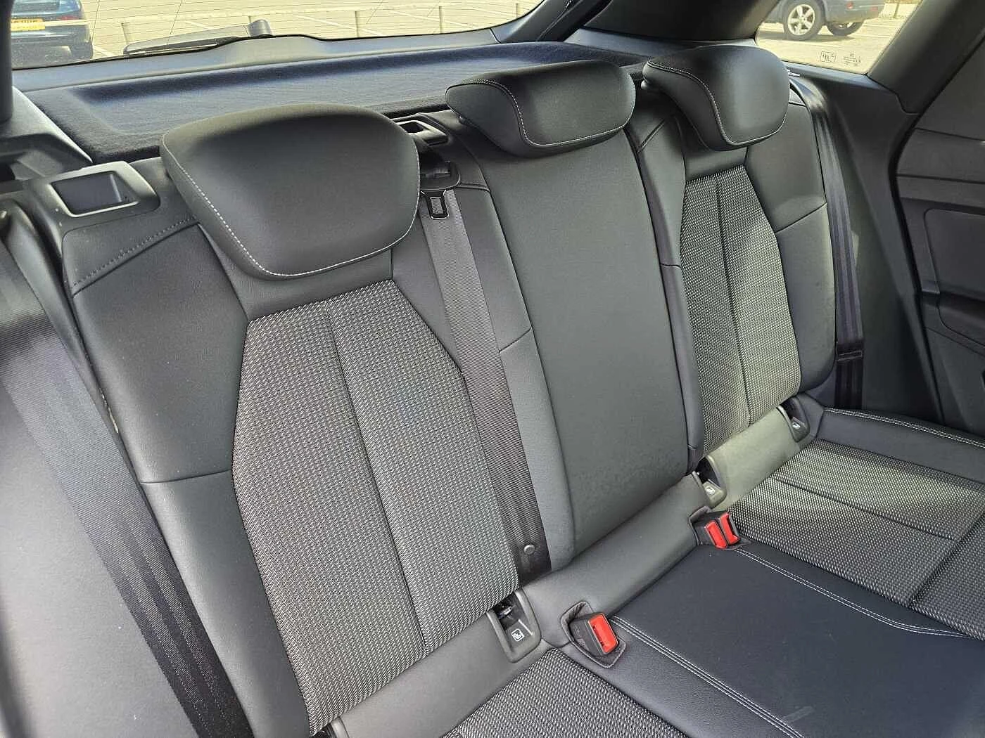 Audi-Q4 e-tron-image-33