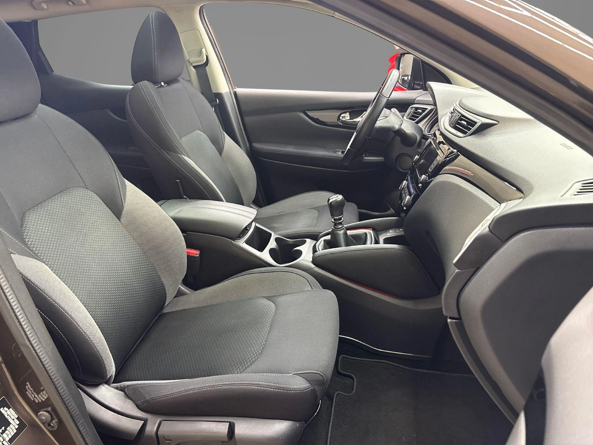 Nissan-QASHQAI-image-33