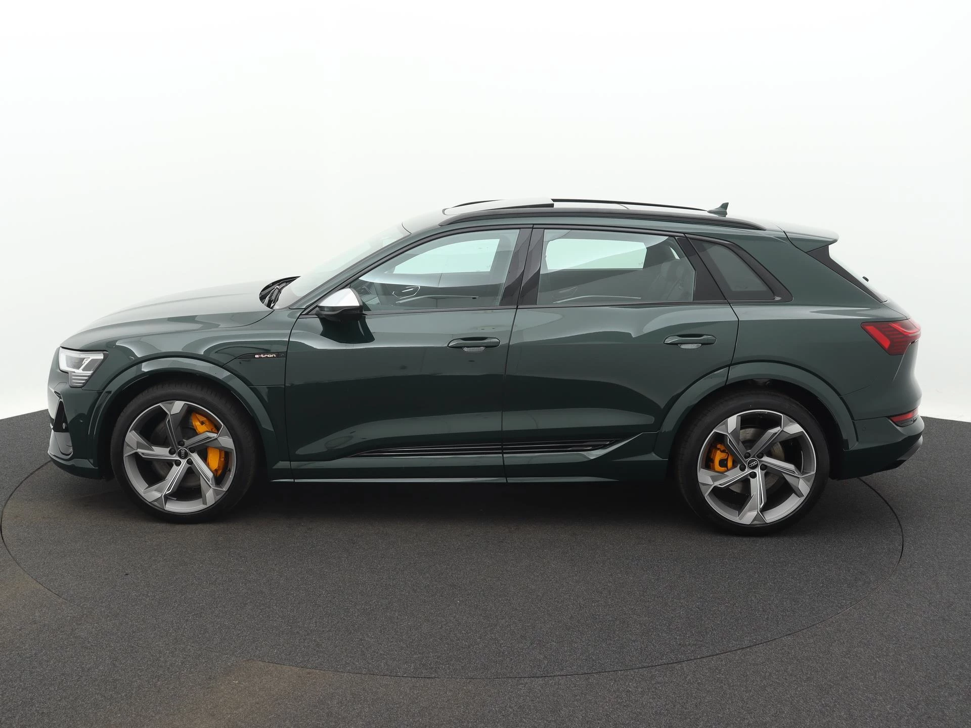 Audi-e-tron-image-2