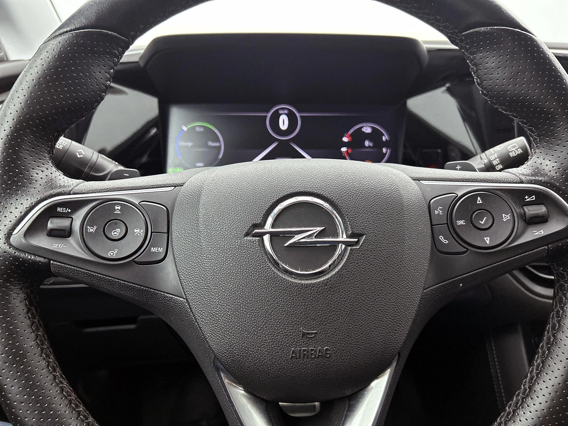 Opel-Grandland-image-37