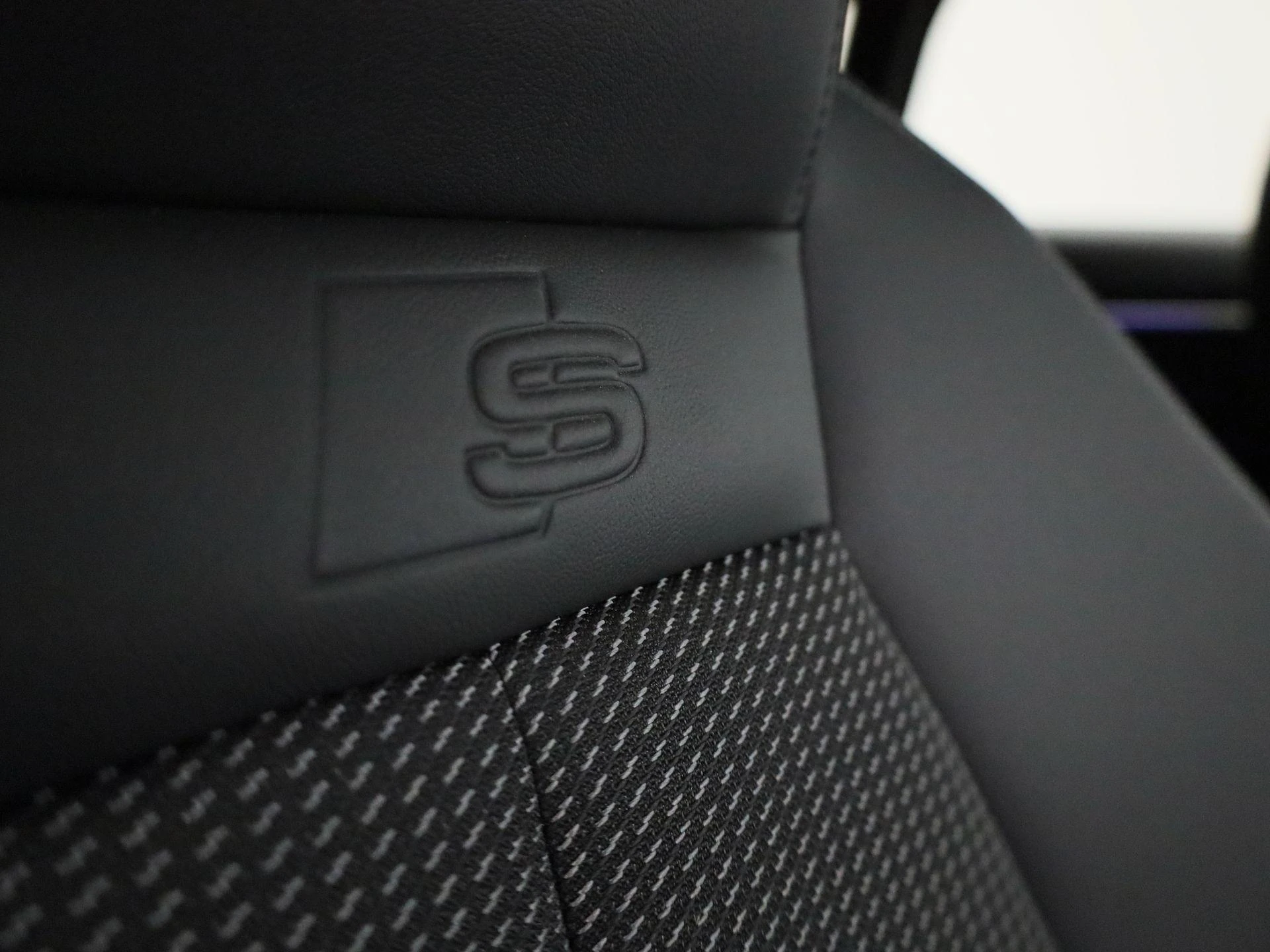 Audi A3 Sportback 40 TFSI e S edition 204 PK