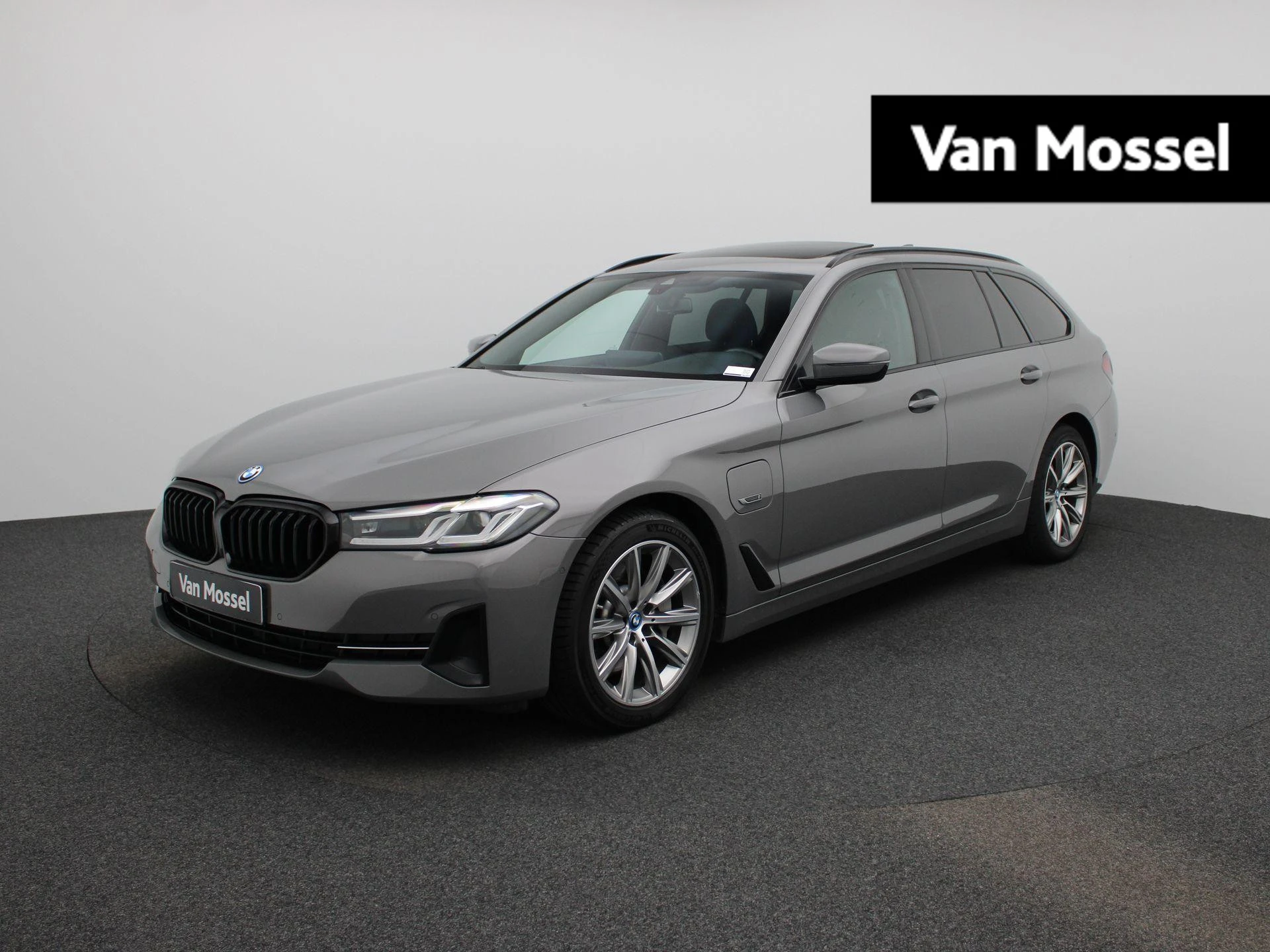 BMW-5 Serie-image-0