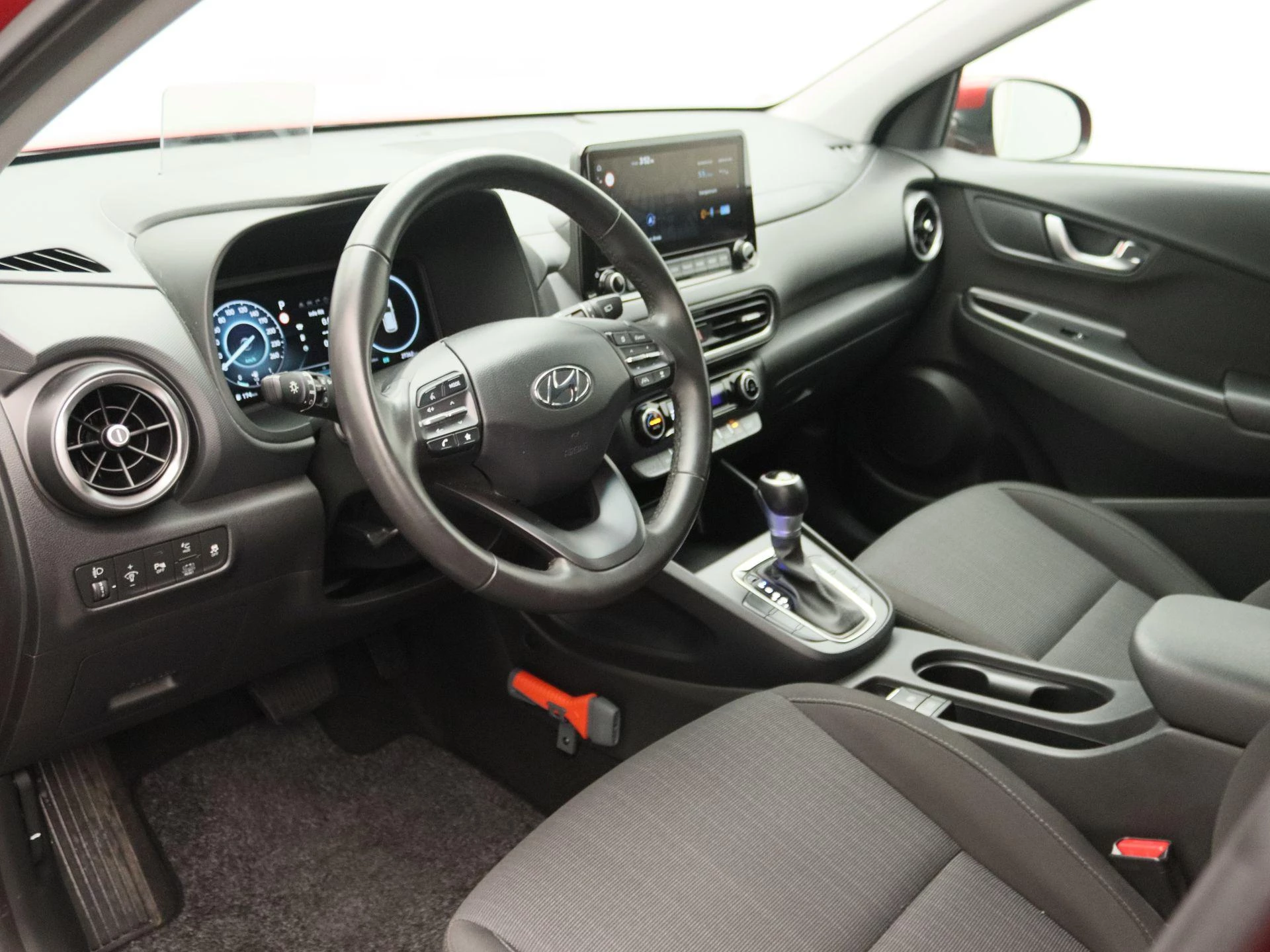 Hyundai-Kona-image-21