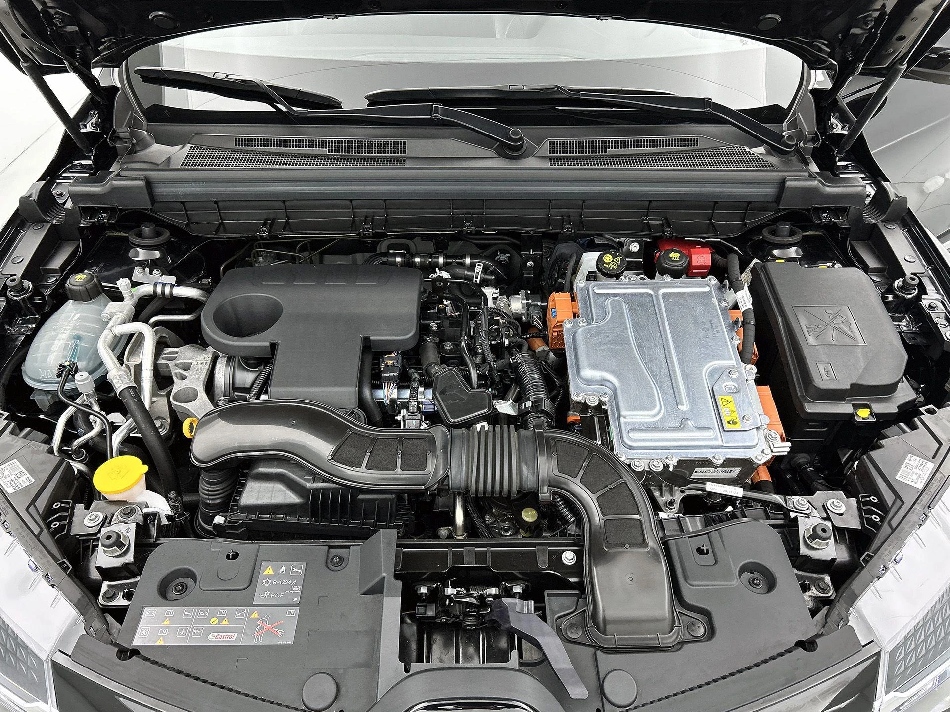 Renault-Arkana-image-26