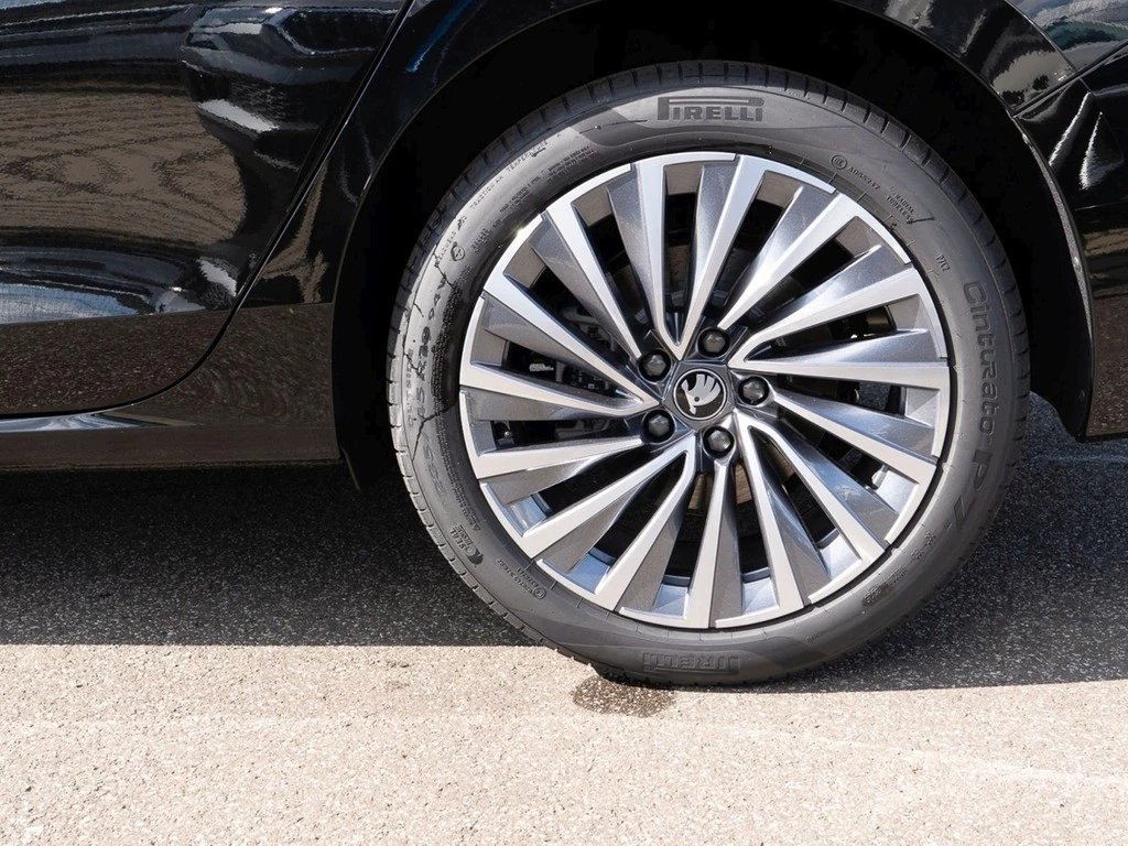 Škoda Superb Combi iV 1,5 TSi L&K SKL