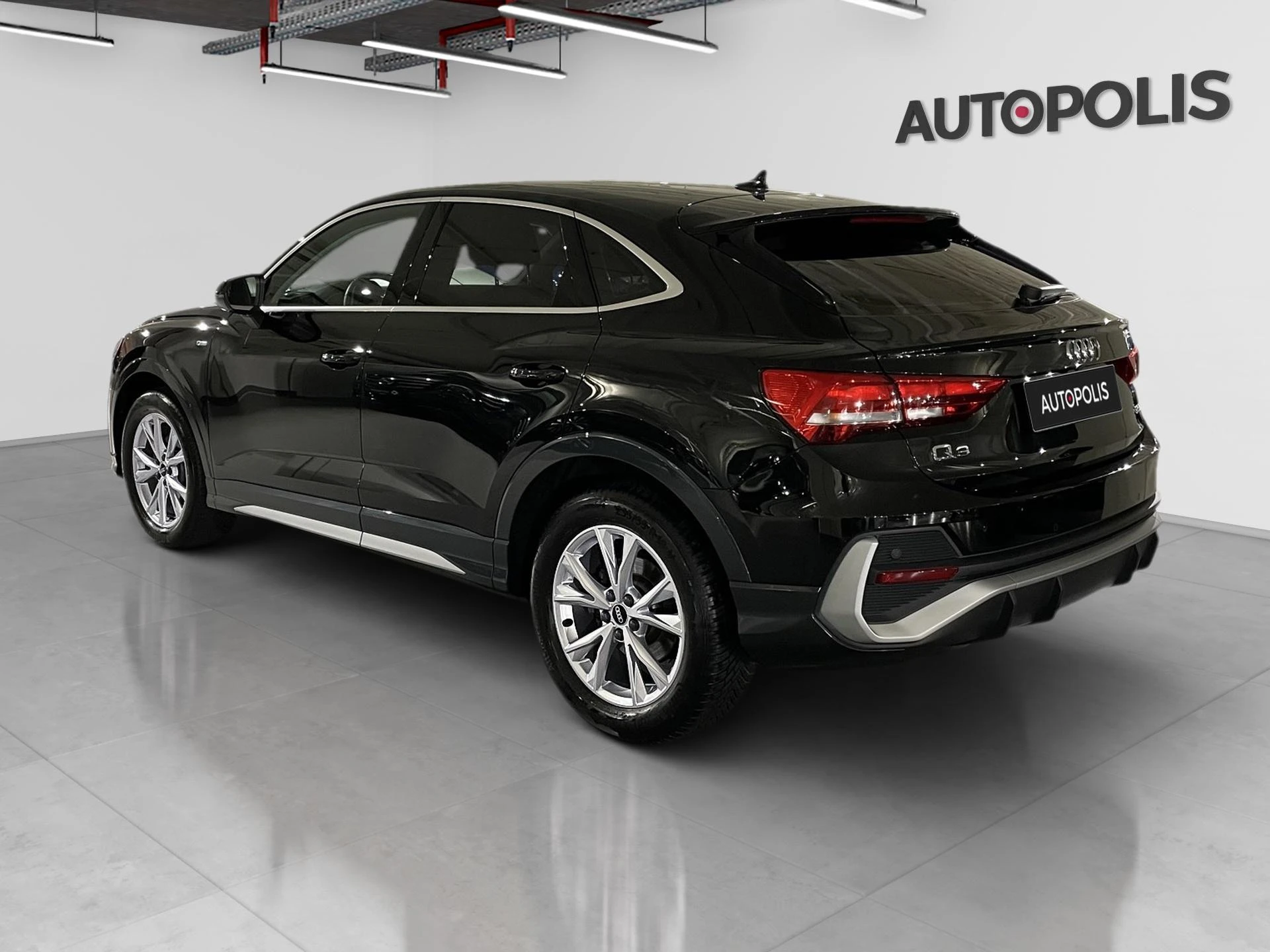 Audi-Q3-image-12