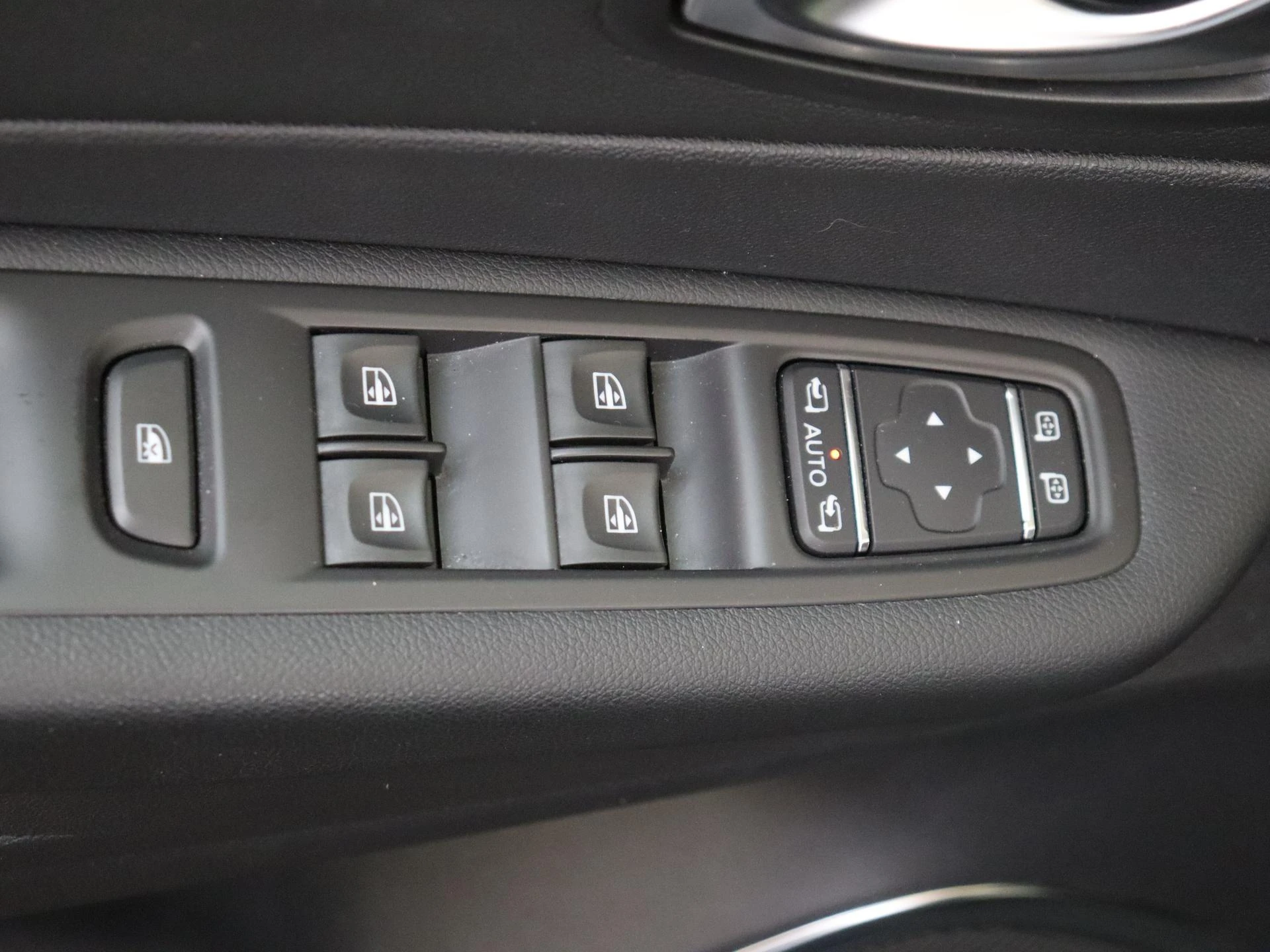 Renault-Captur-image-26