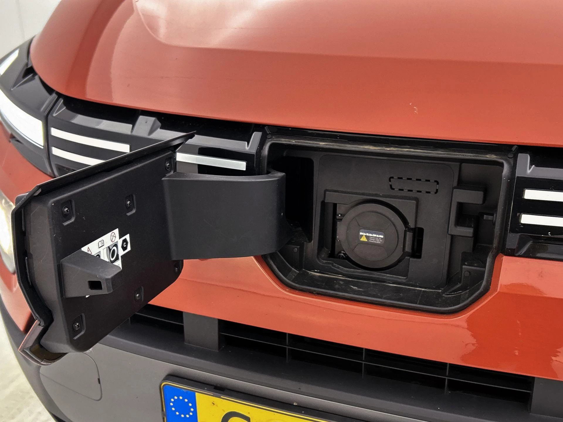 Dacia-Spring-image-21