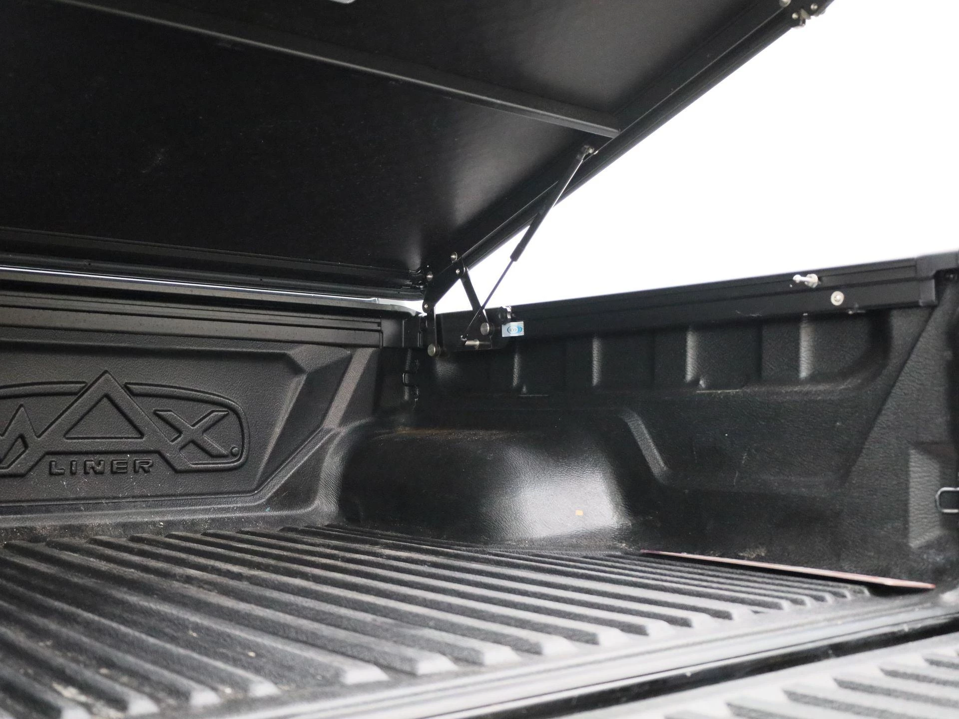 Isuzu-D-Max-image-14