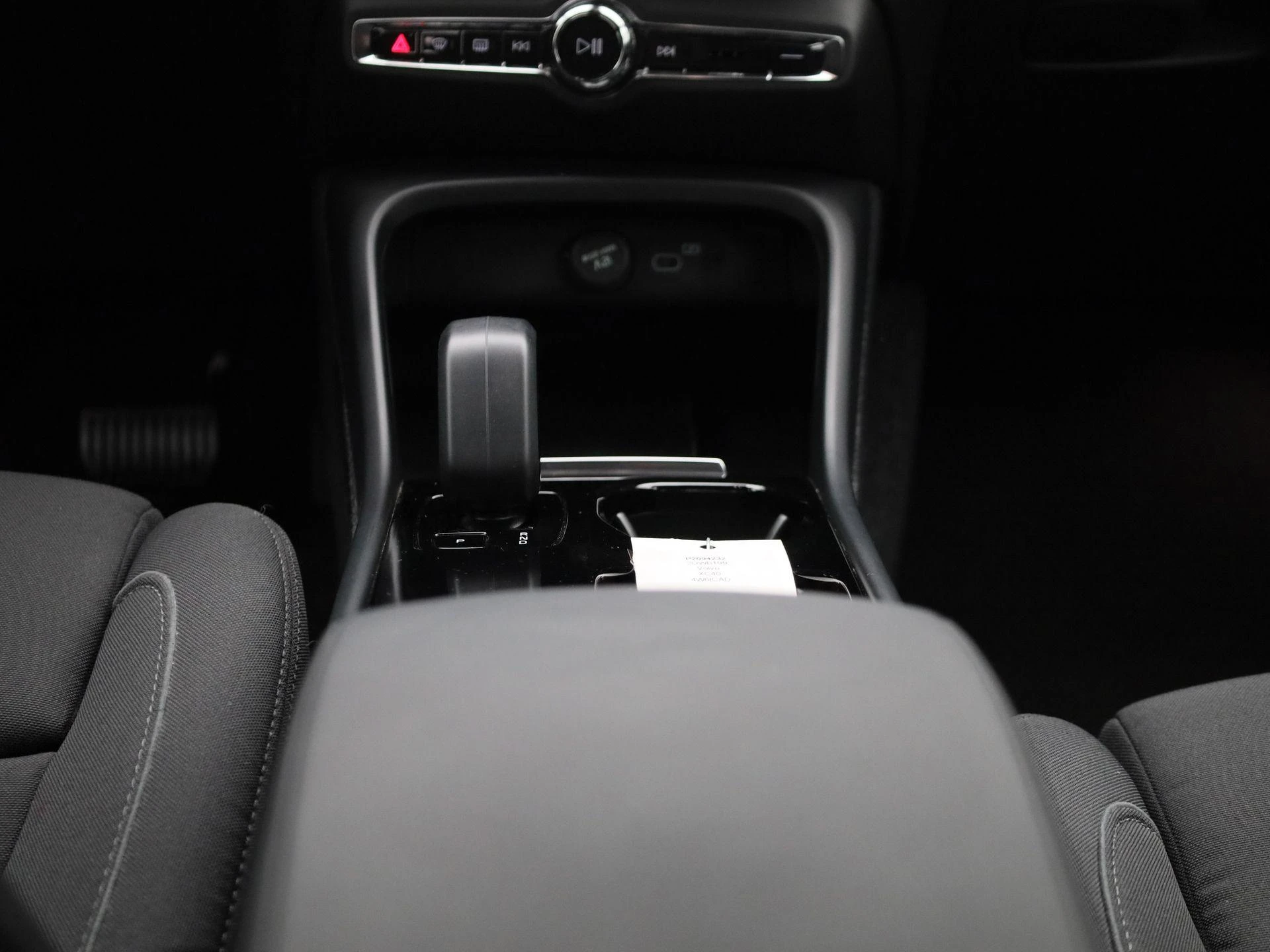 Volvo-XC40-image-9