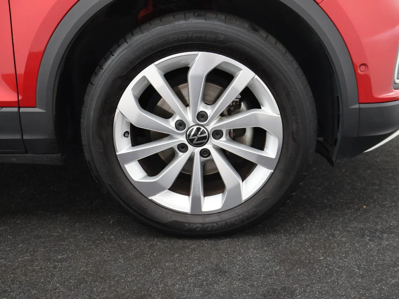 Volkswagen-T-Roc-image-4