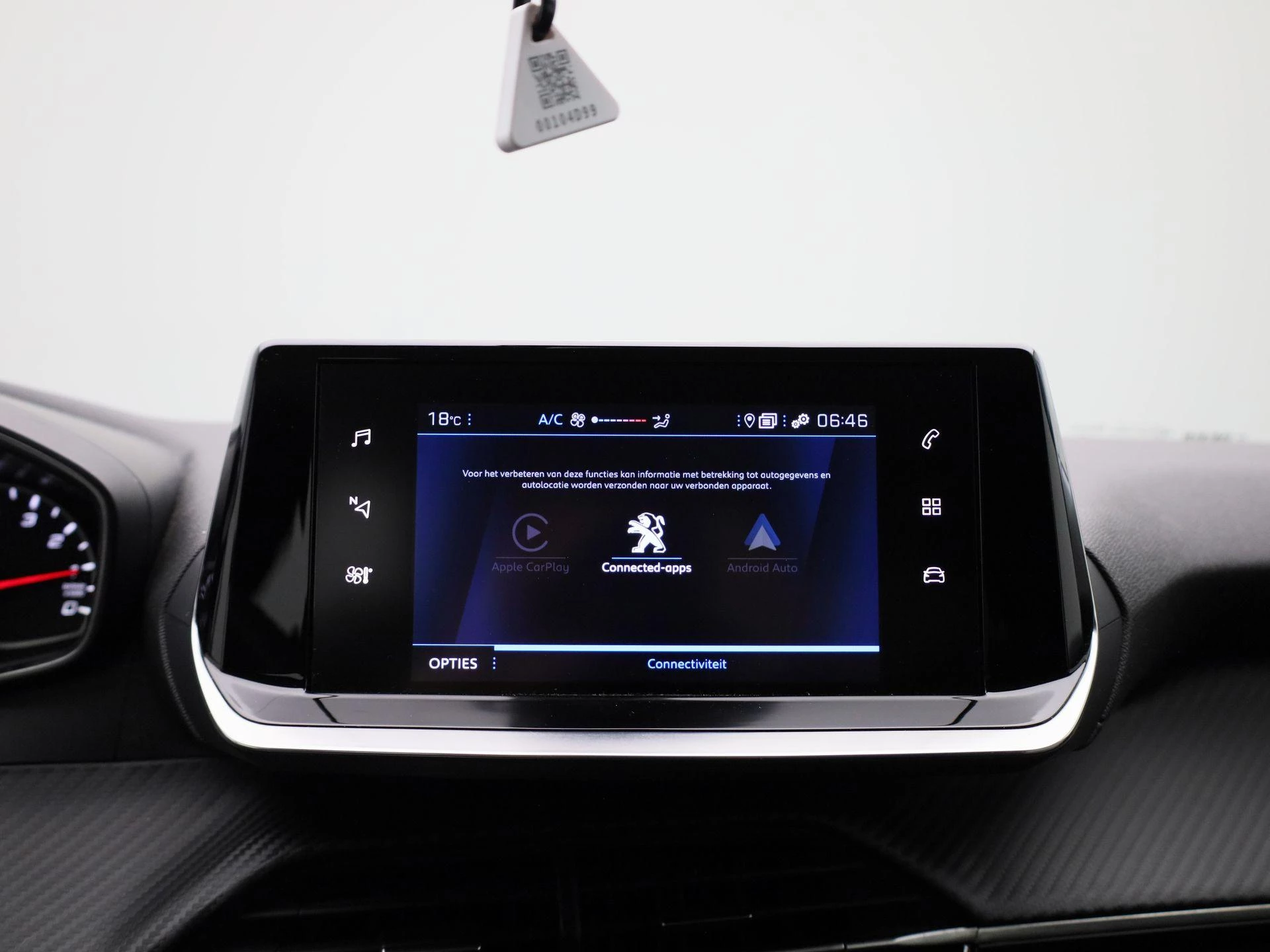 Peugeot-208-image-17