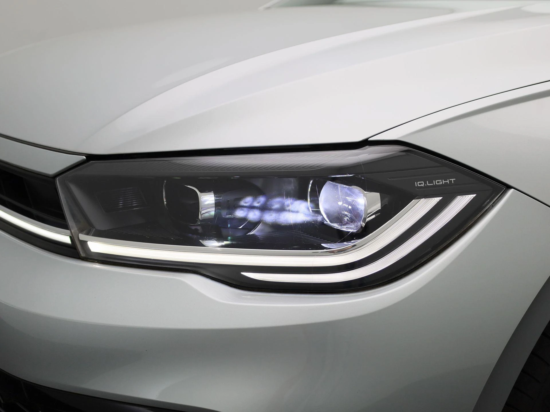 Volkswagen-Polo-image-13
