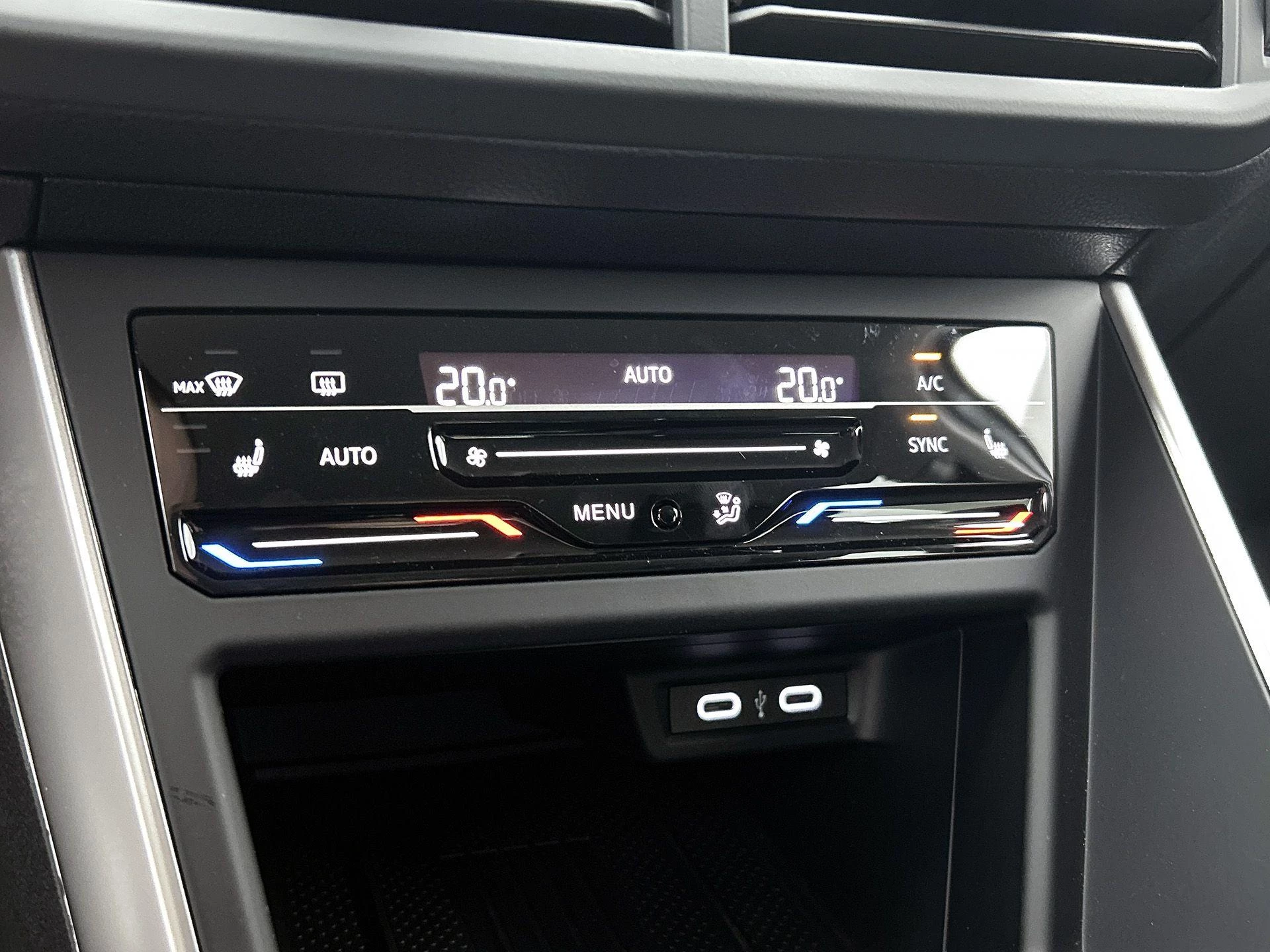 Volkswagen-Polo-image-15