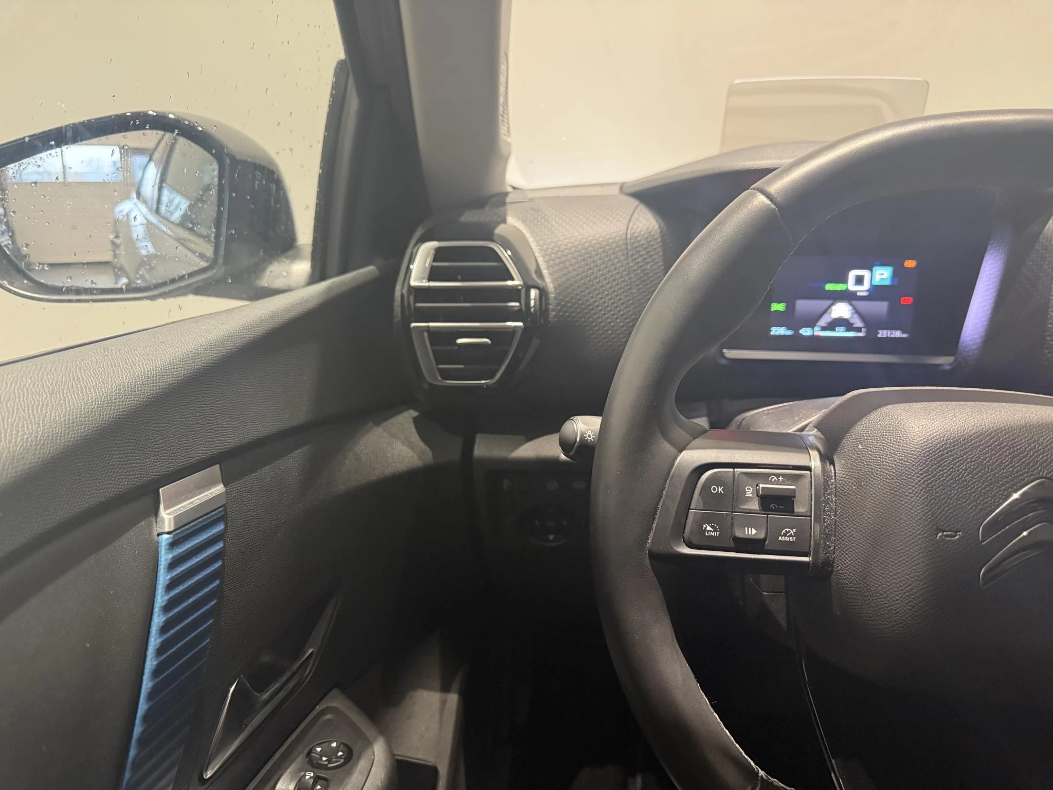 Citroën-ë-C4-image-12