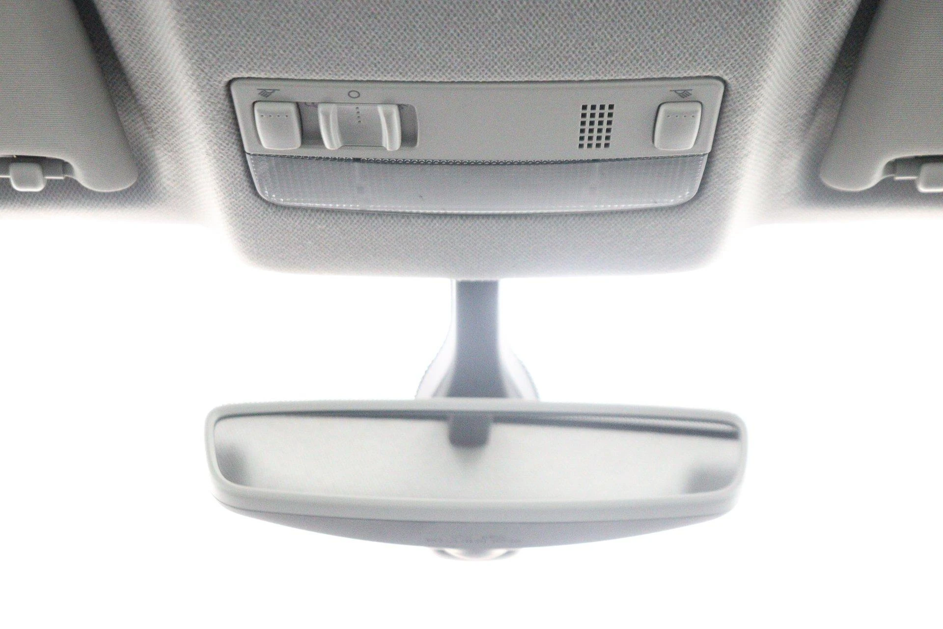 SEAT-Arona-image-30