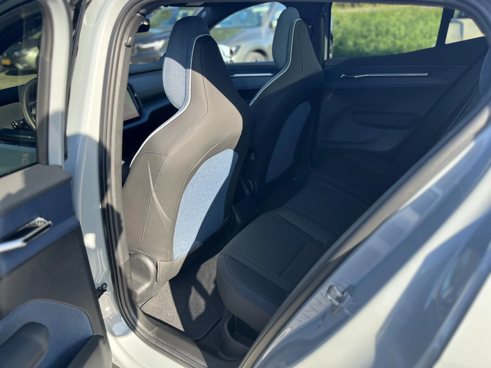 Volvo-EX30-image-8