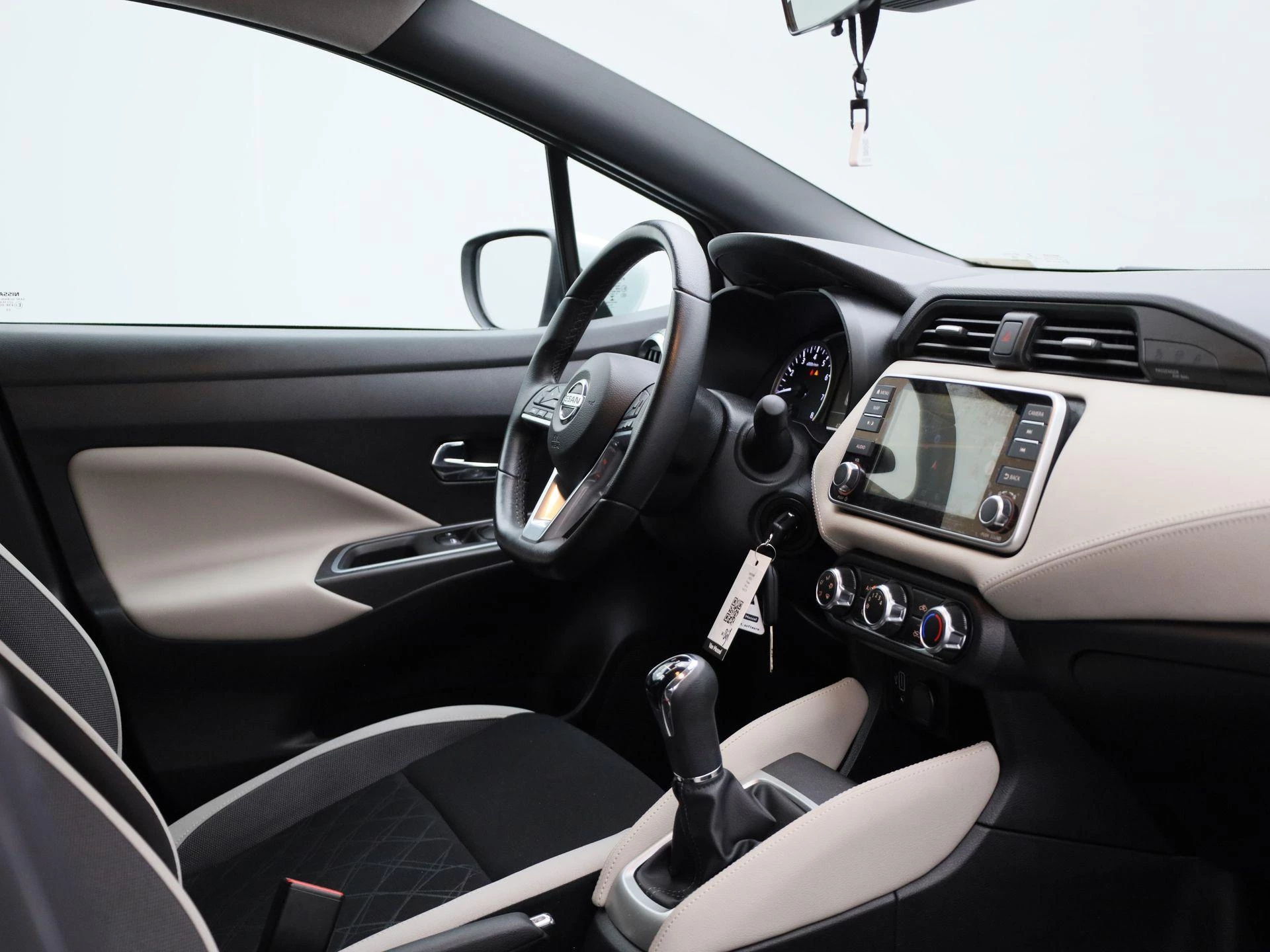 Nissan Micra 1.0 IG-T N-Connecta