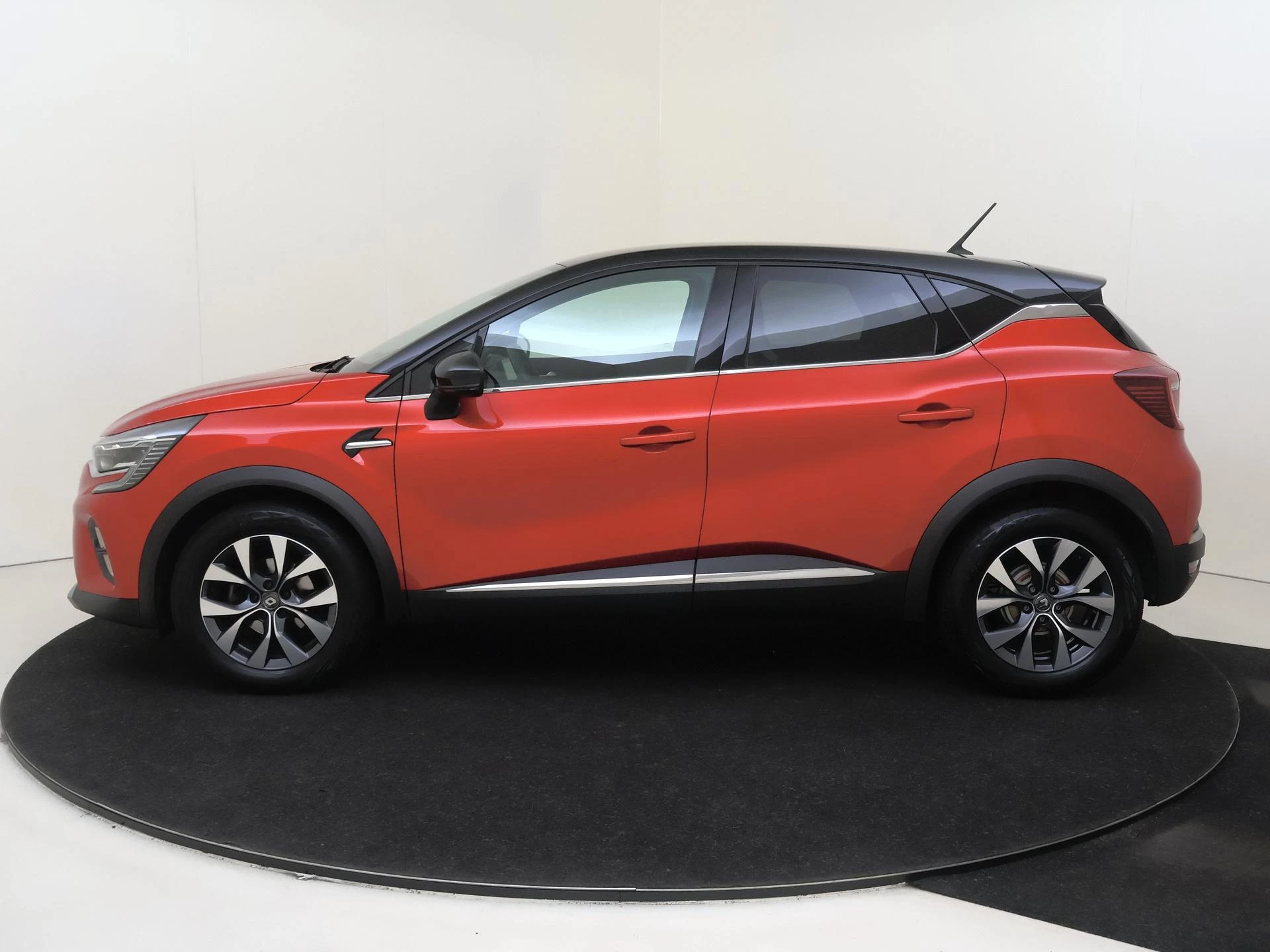Renault Captur 1.3 TCe 140 Intens