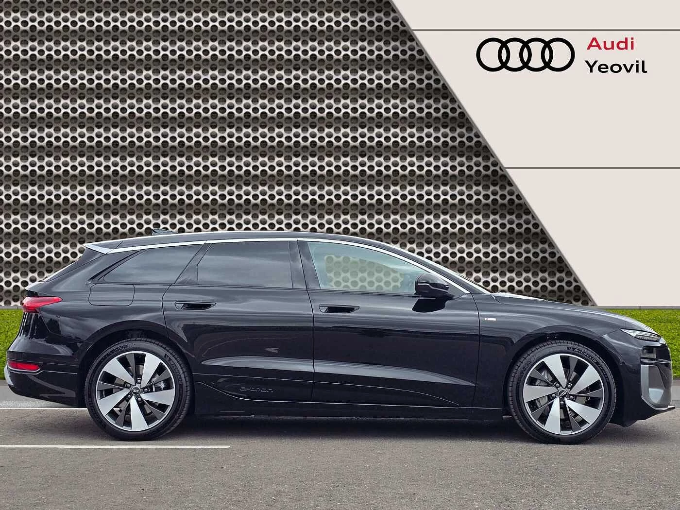 Audi-A6 Avant e-tron-image-3