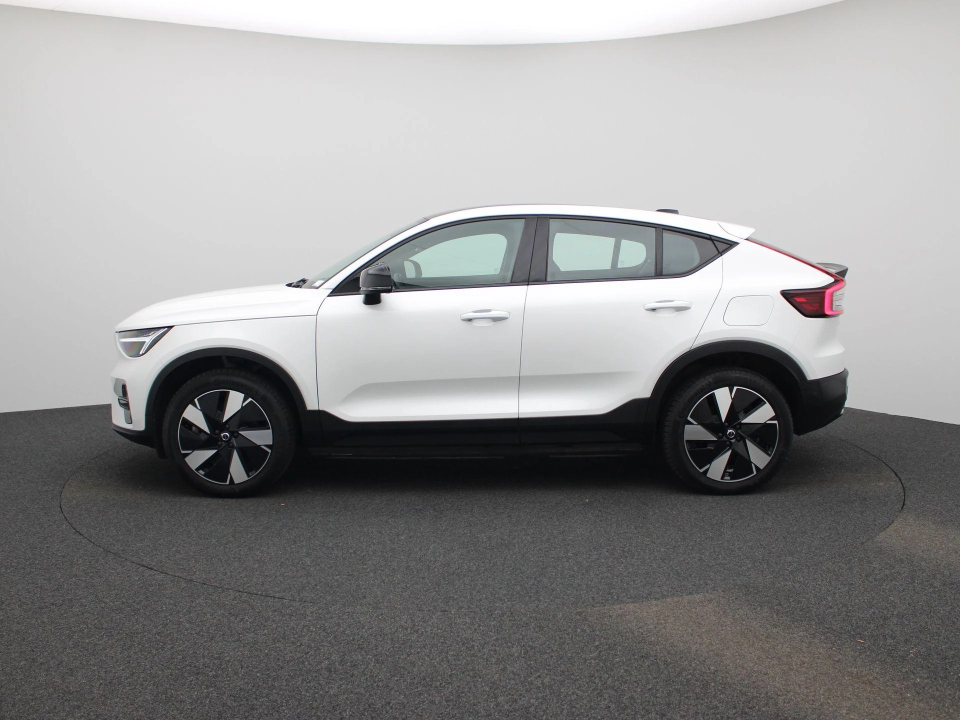Volvo-C40-image-3