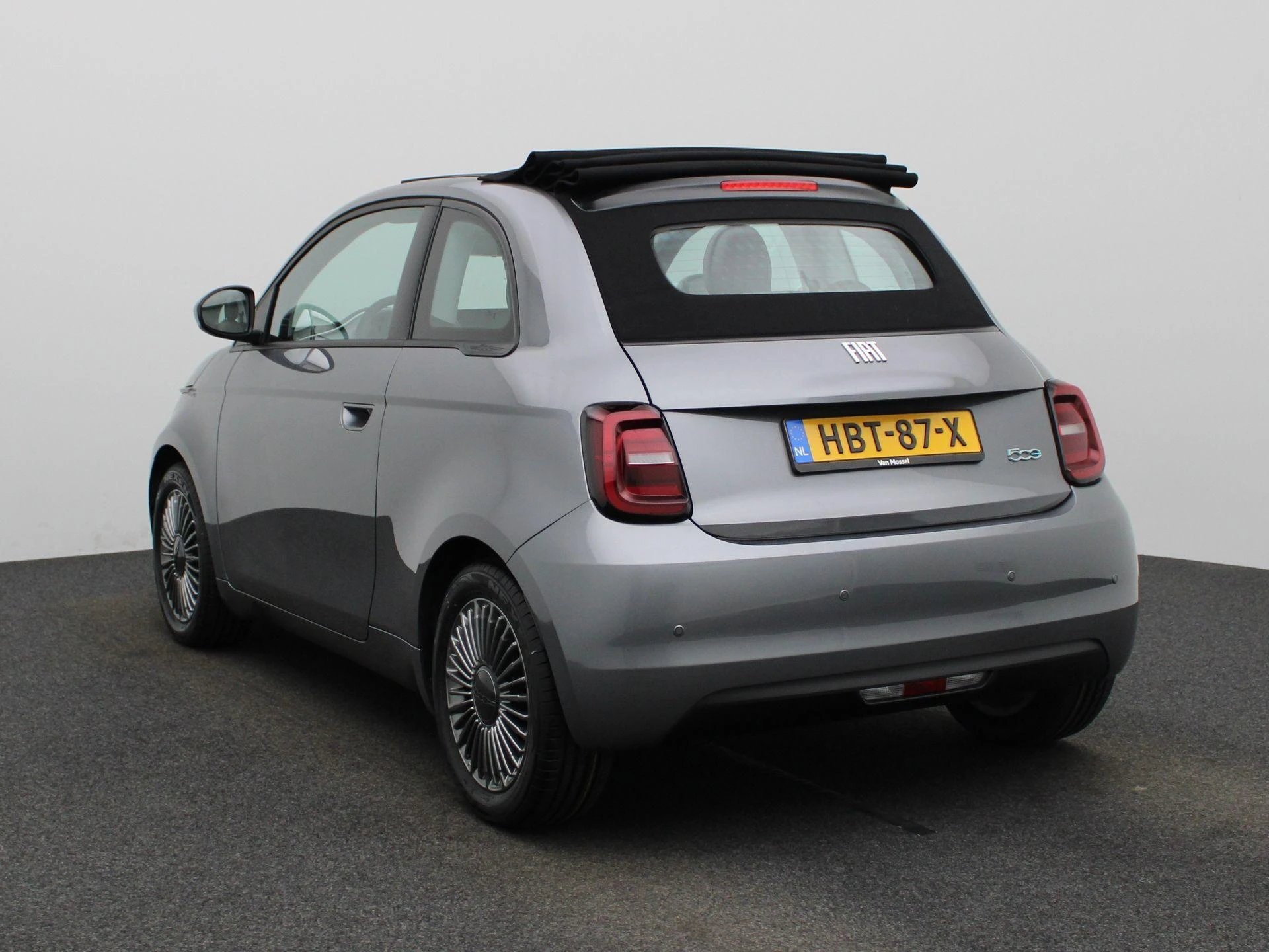 Fiat-500C-image-1