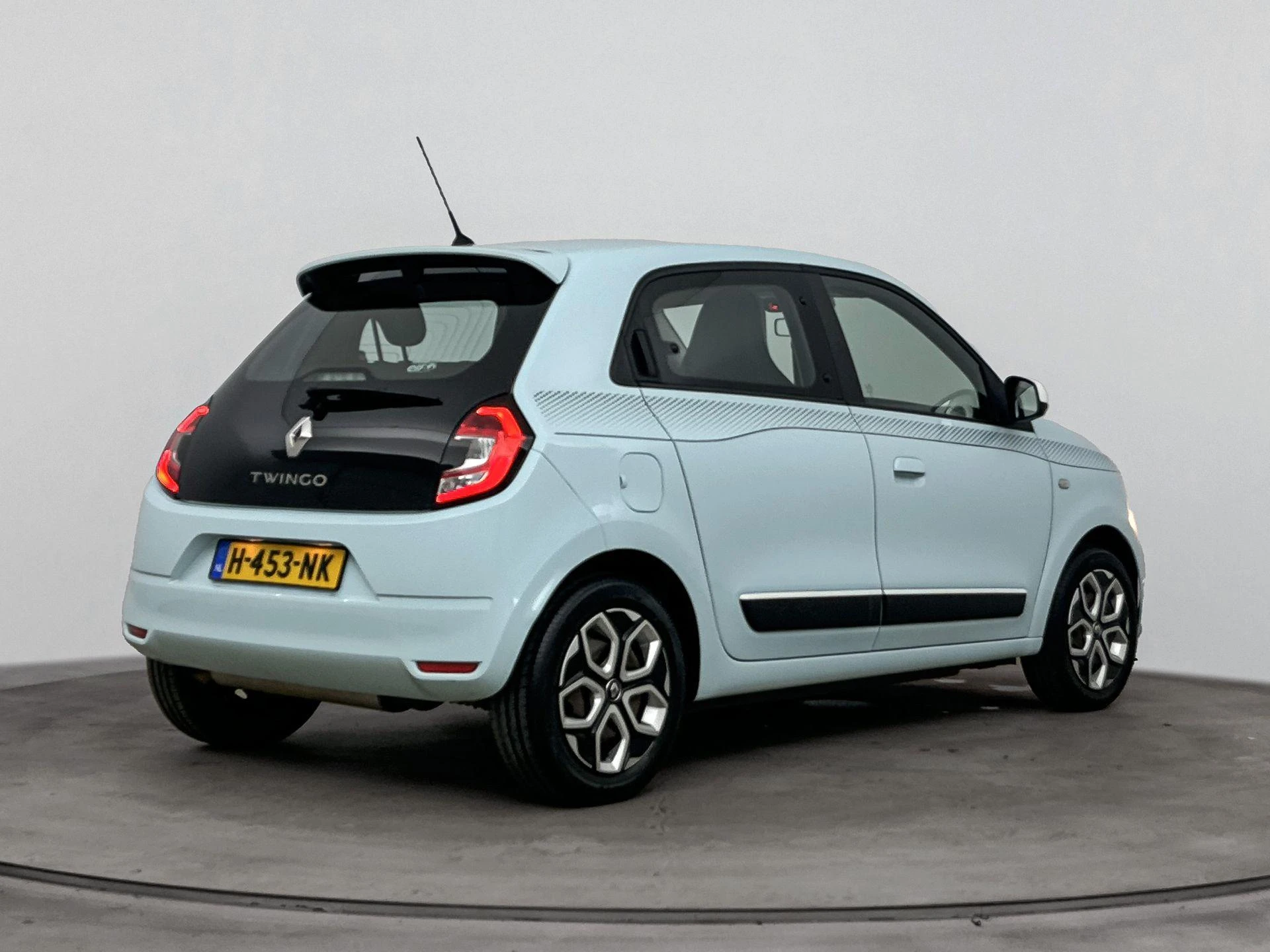Renault-Twingo-image-3