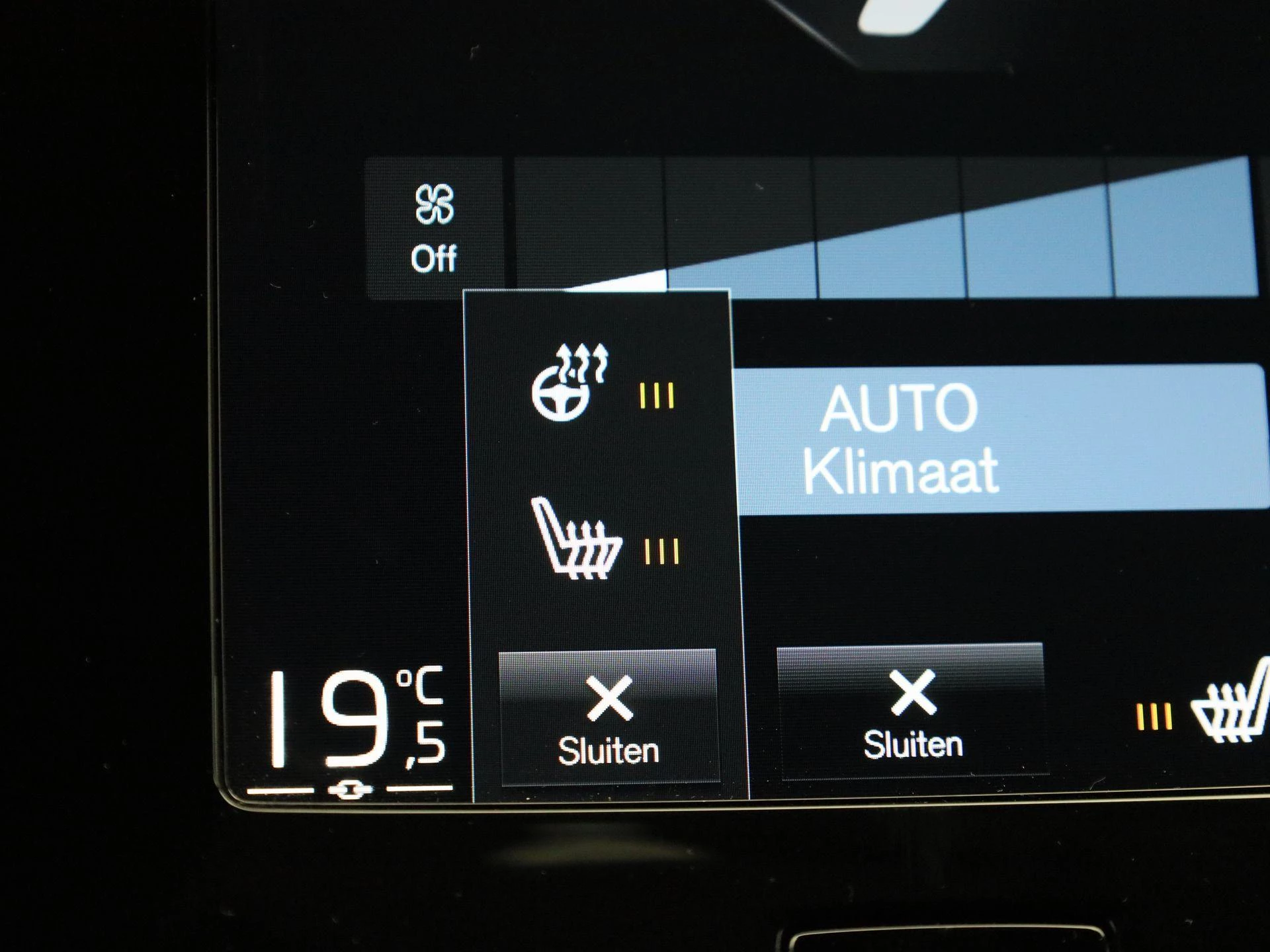 Volvo-XC40-image-21