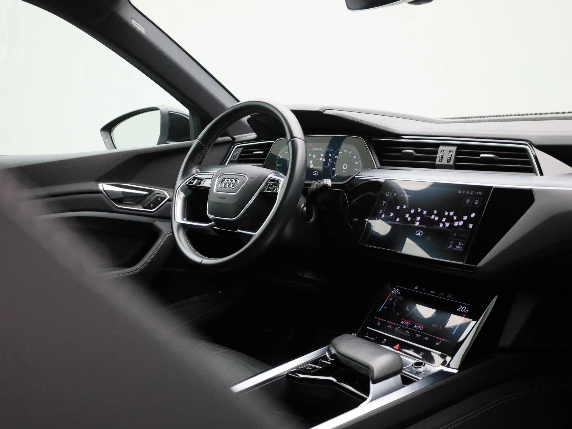 Audi-e-tron-image-42
