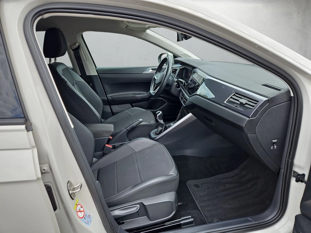 Volkswagen-Taigo-image-12