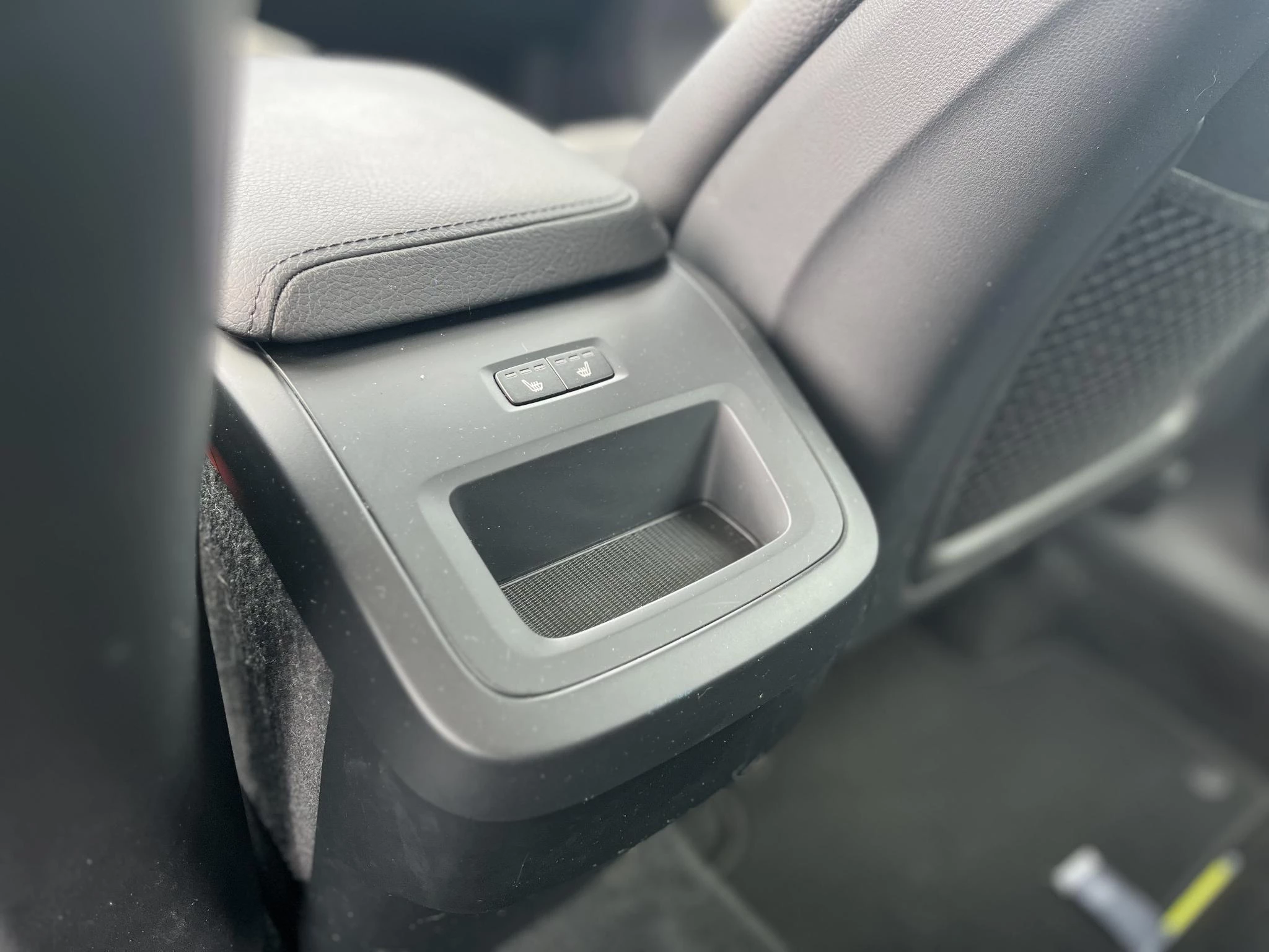 Volvo-XC60-image-8
