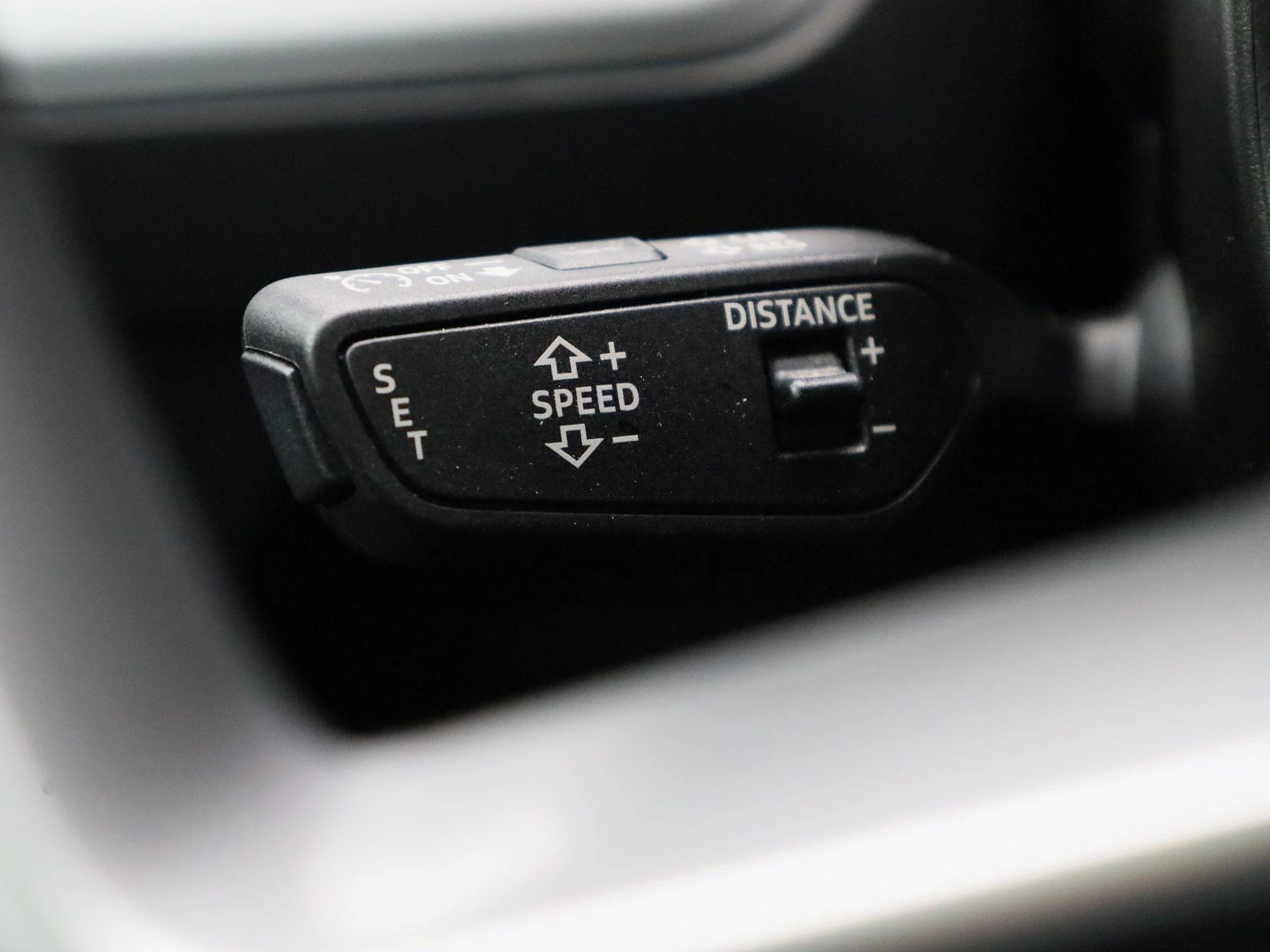 Audi-Q4 Sportback e-tron-image-19