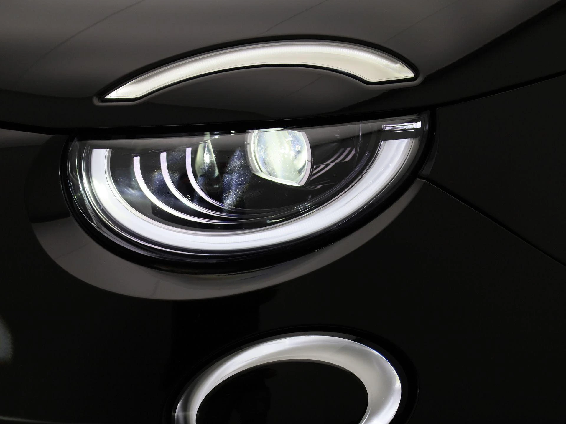 Fiat-500e-image-13