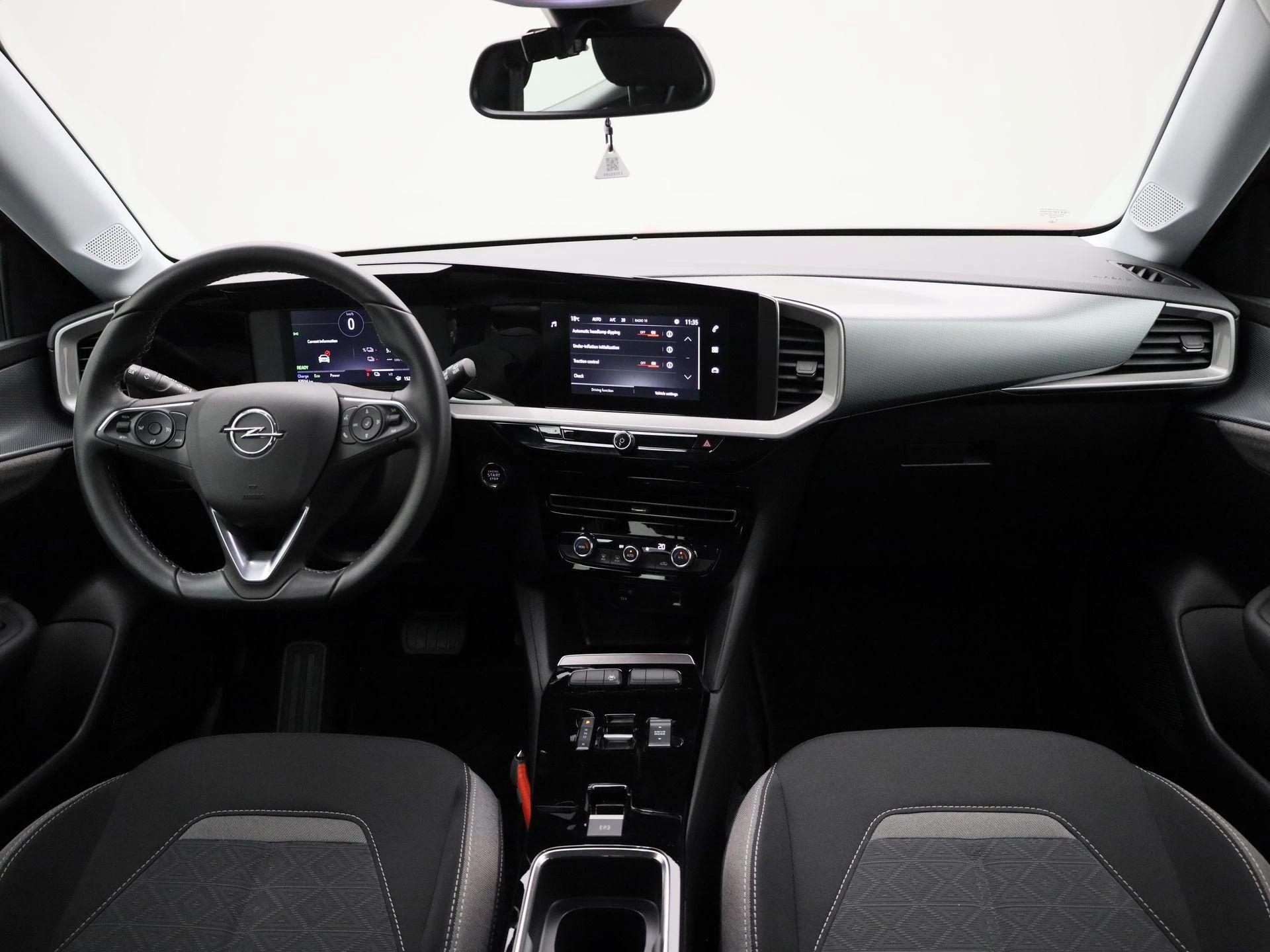 Opel-Mokka-e-image-32
