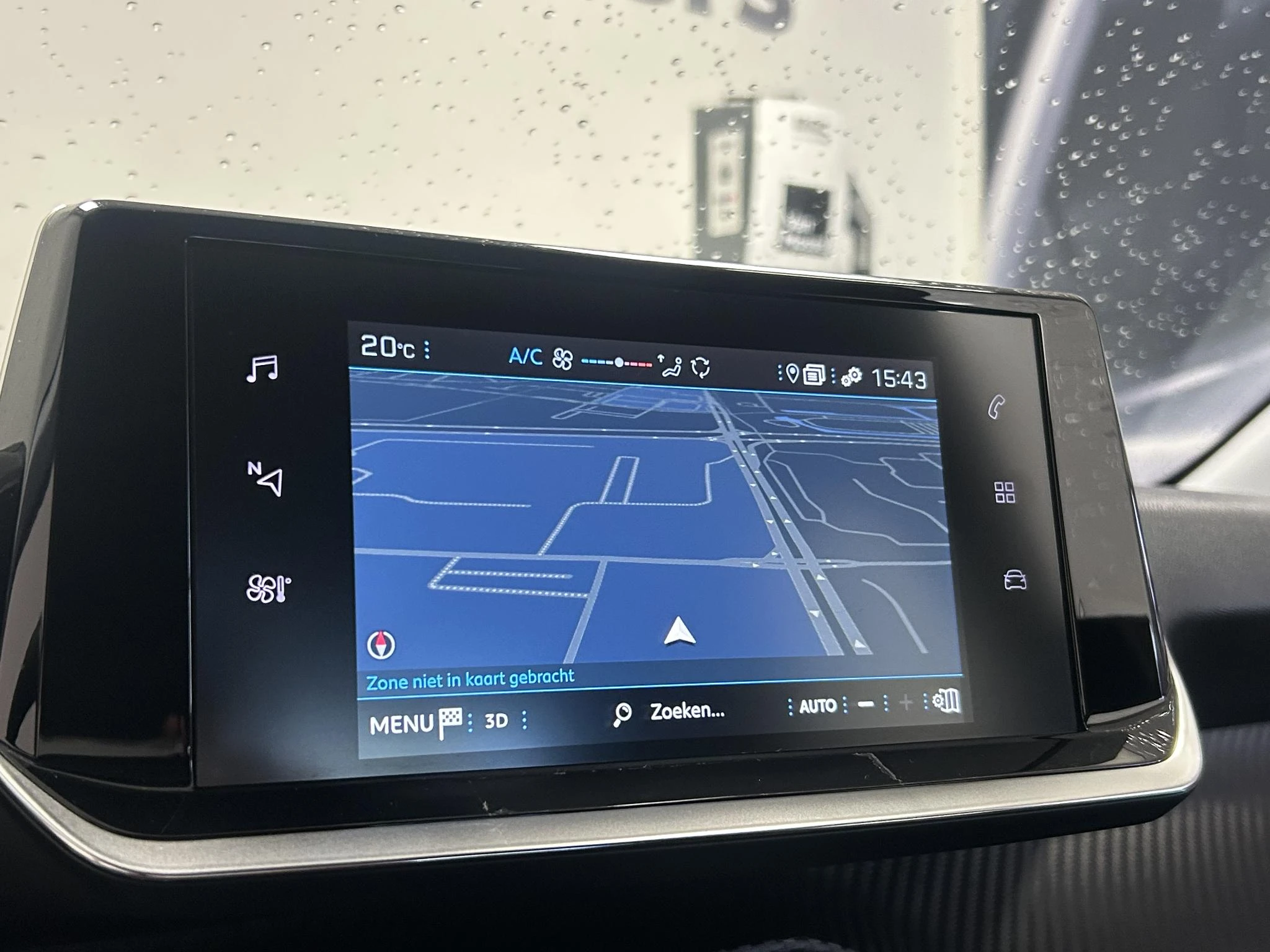 Peugeot-208-image-8